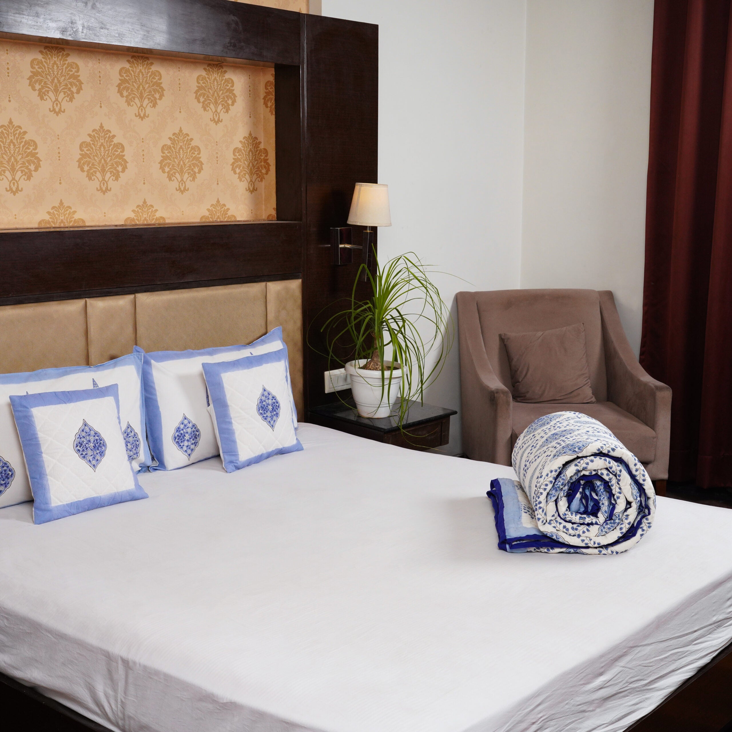 Blue Mugal Jaal Hand Block Printed Reversible Jaipuri Quilt By Jaipur Hastkar