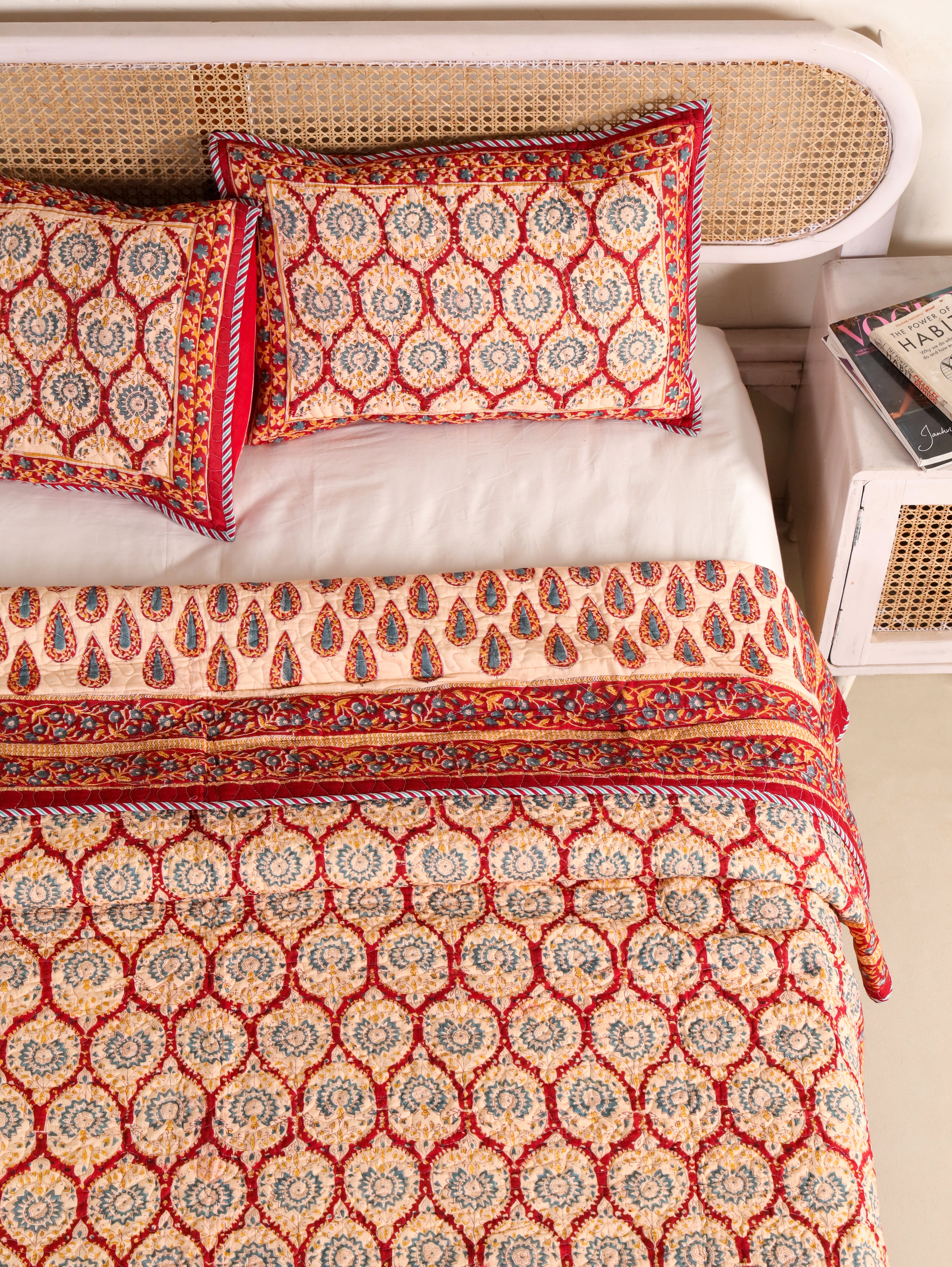 RED RUSTIC RUBY HAND BLOCK PRINT QUILTED BEDCOVER /COMFORTER