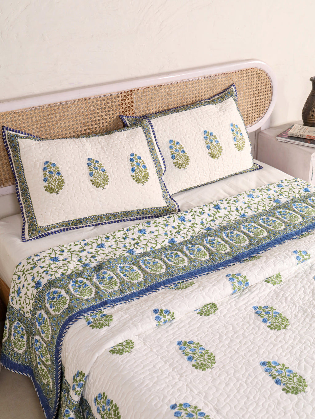 PACIFIC BLUE MEHRAB BUTTA HAND BLOCK PRINT QUILTED BEDCOVER /COMFORTER