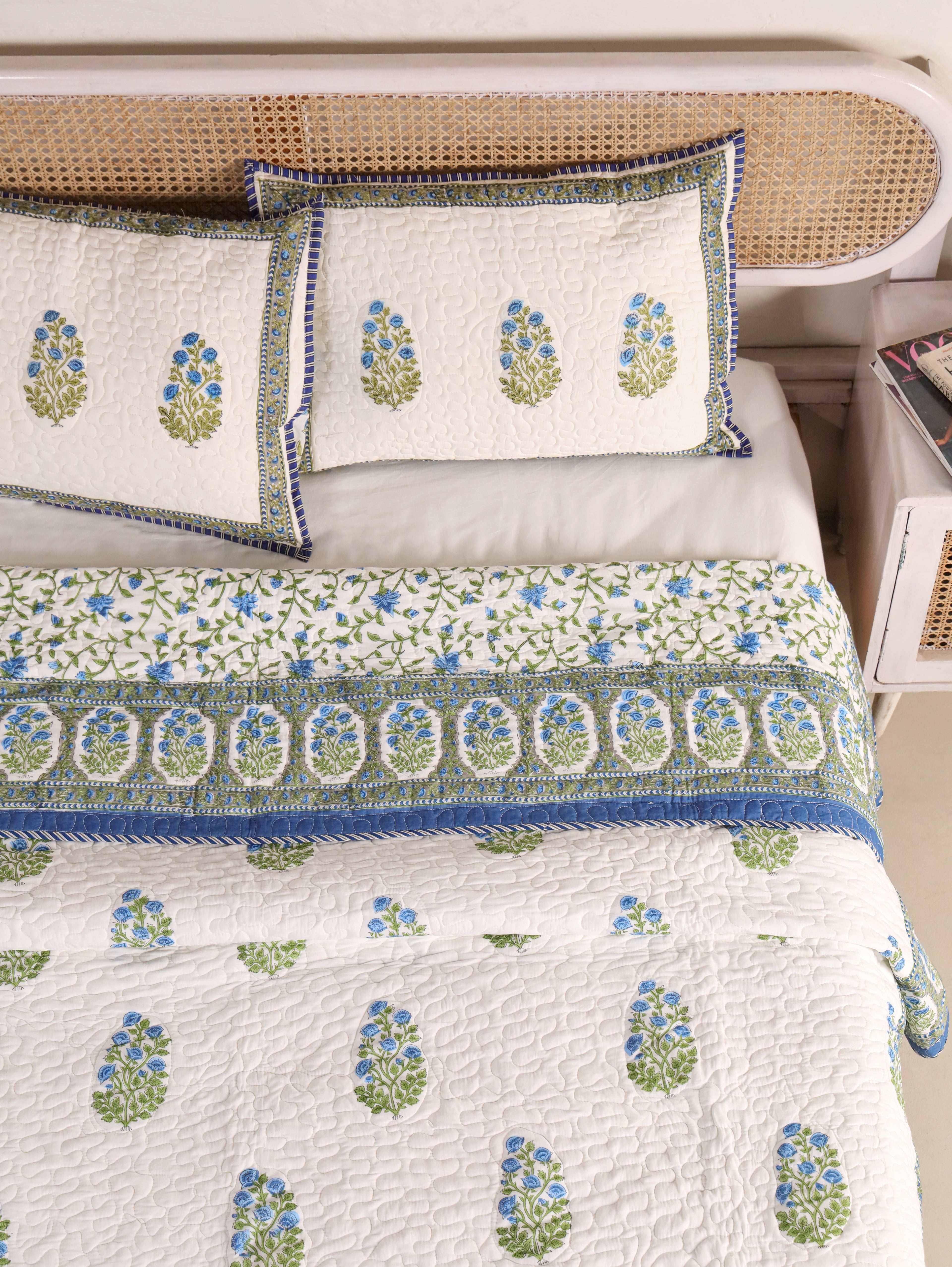 PACIFIC BLUE MEHRAB BUTTA HAND BLOCK PRINT QUILTED BEDCOVER /COMFORTER