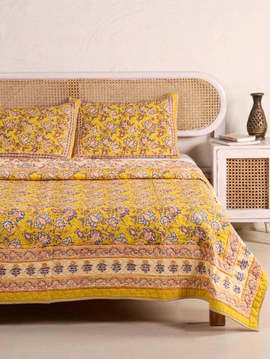 Jaipuri Hand Block Quilted Bedcover Set (with Pillow Covers)