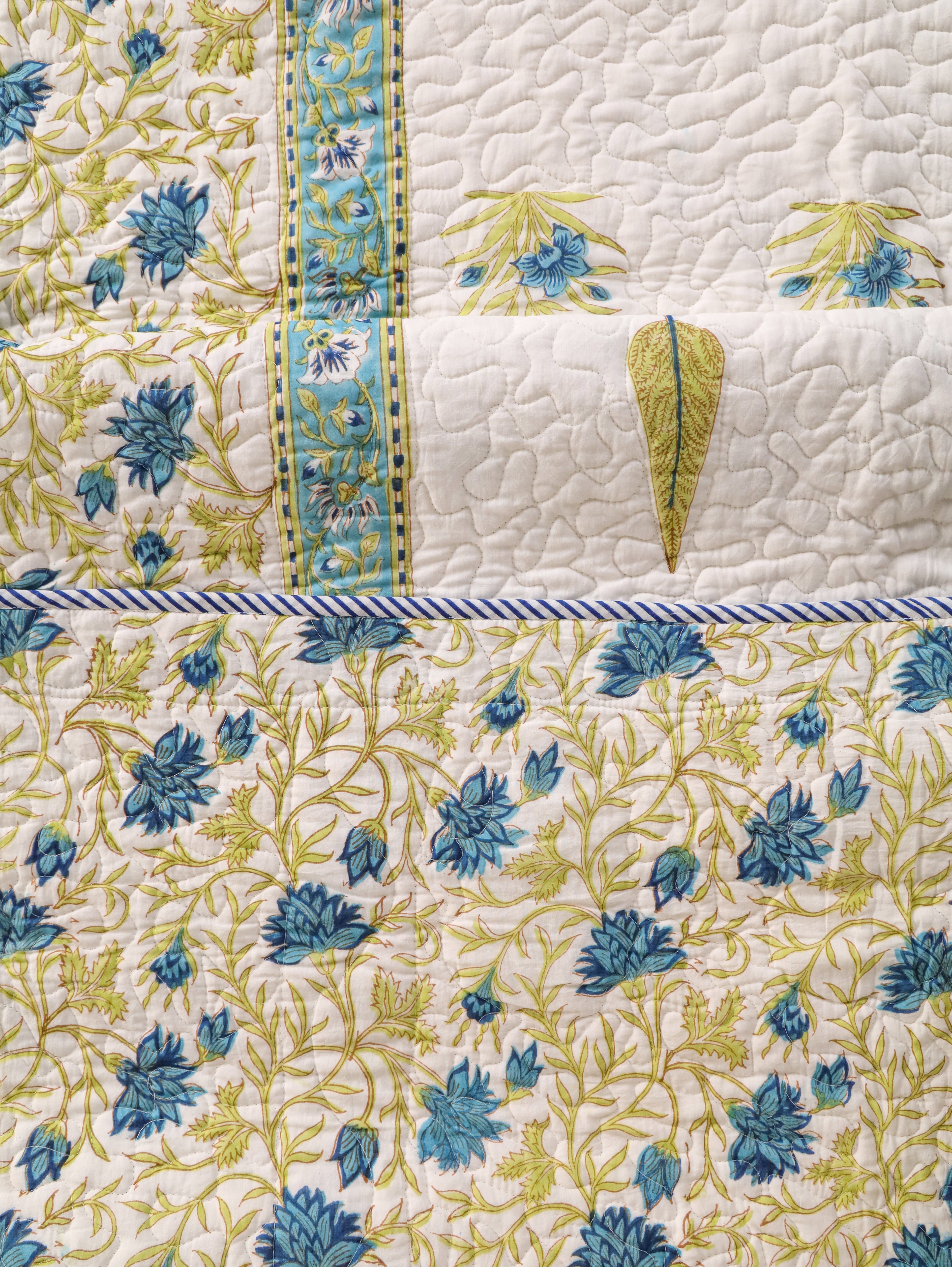 MUGHAL MEHRAB GARDEN HAND BLOCK PRINT QUILTED BEDCOVER /COMFORTER
