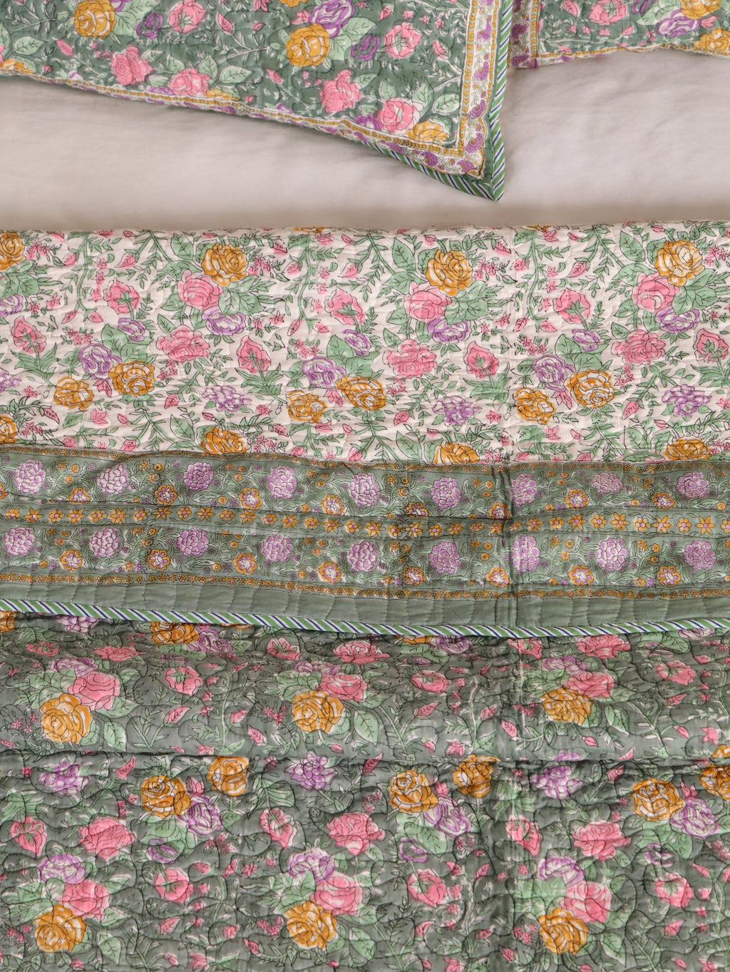 Jaipuri Hand Block Quilted Bedcover Set (with Pillow Covers)