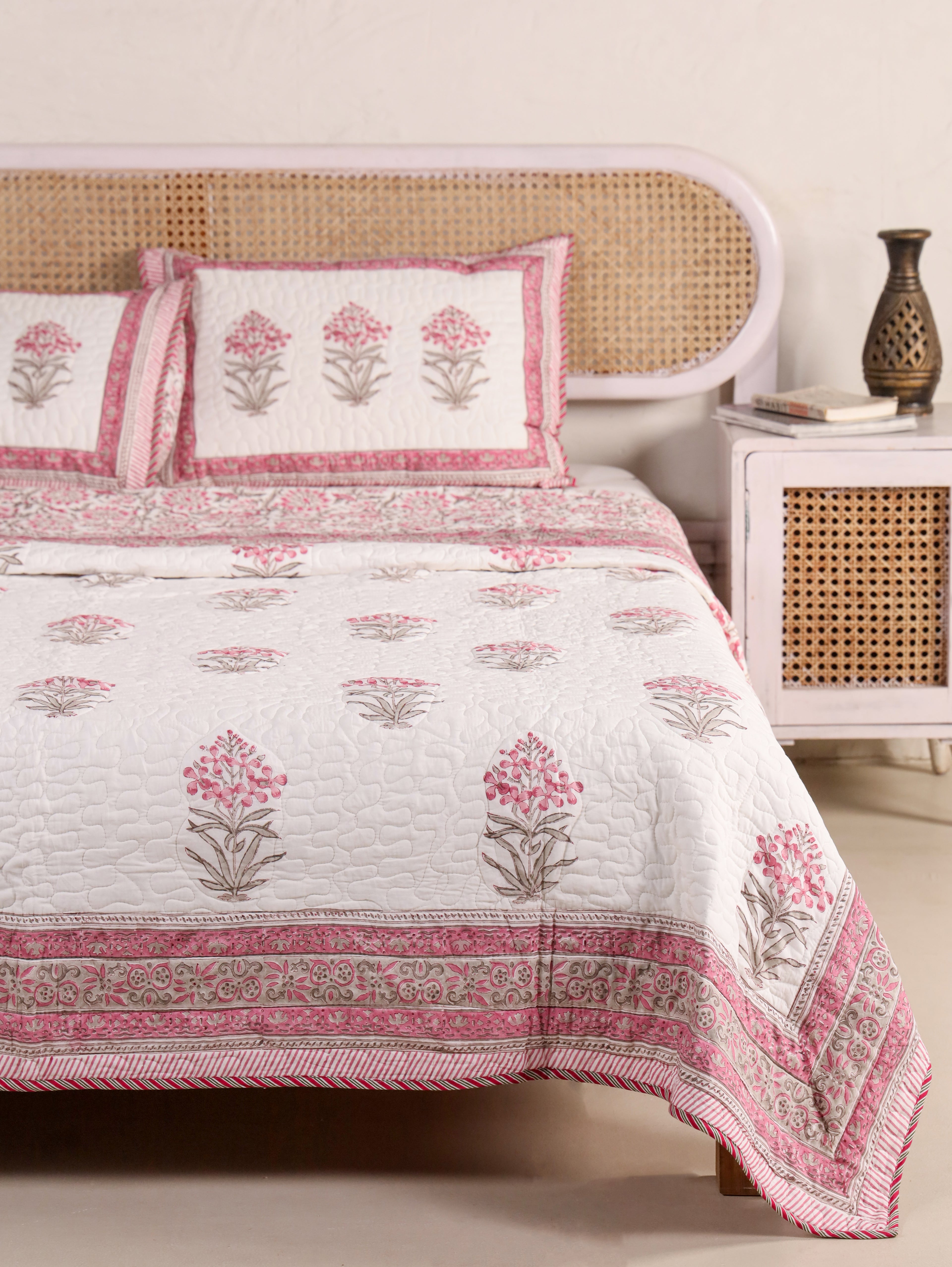 ORCHID PINK MUGHAL BUTTA HAND BLOCK PRINT QUILTED BEDCOVER /COMFORTER