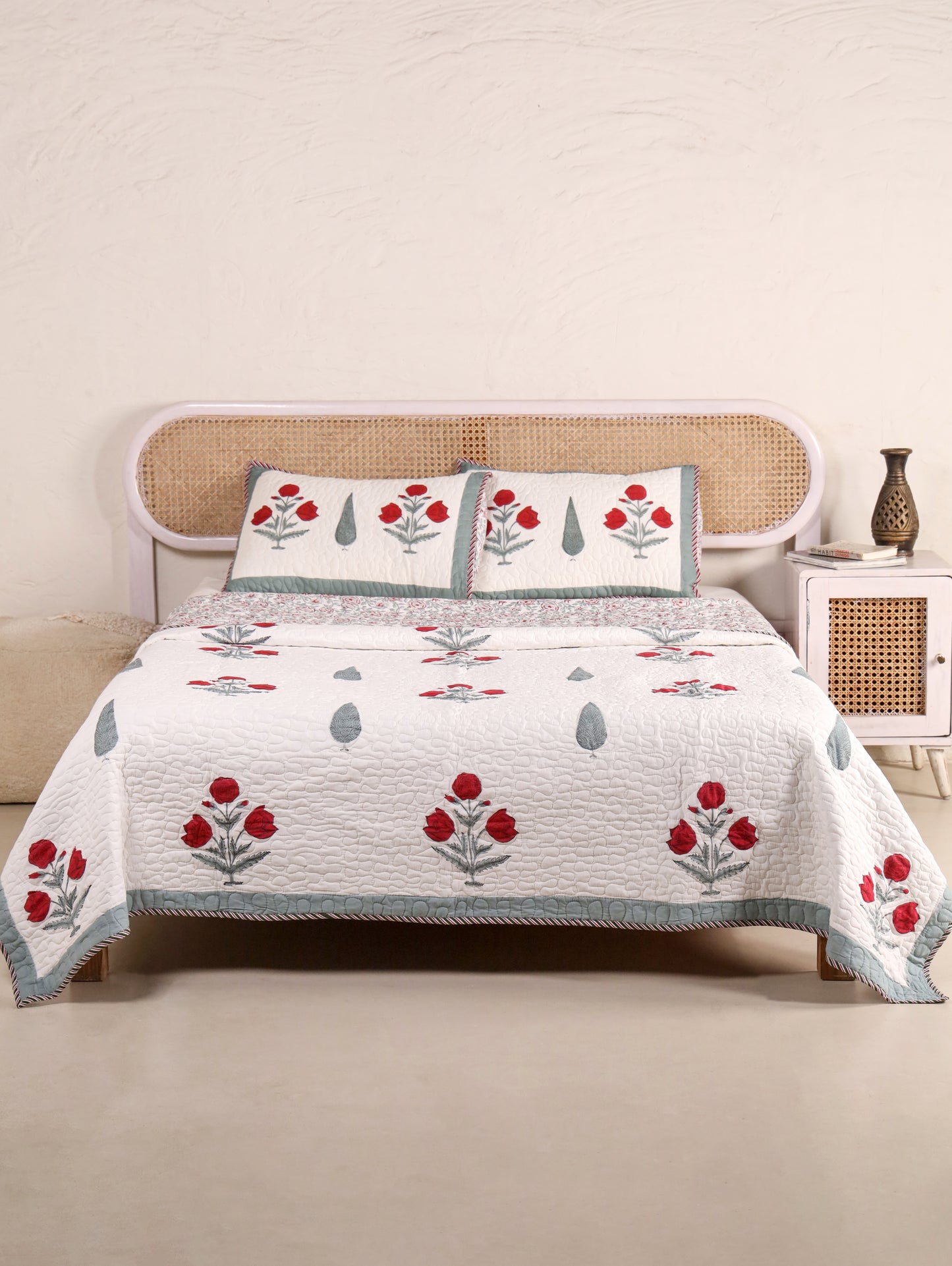 Jaipuri Hand Block Quilted Bedcover Set (with Pillow Covers)