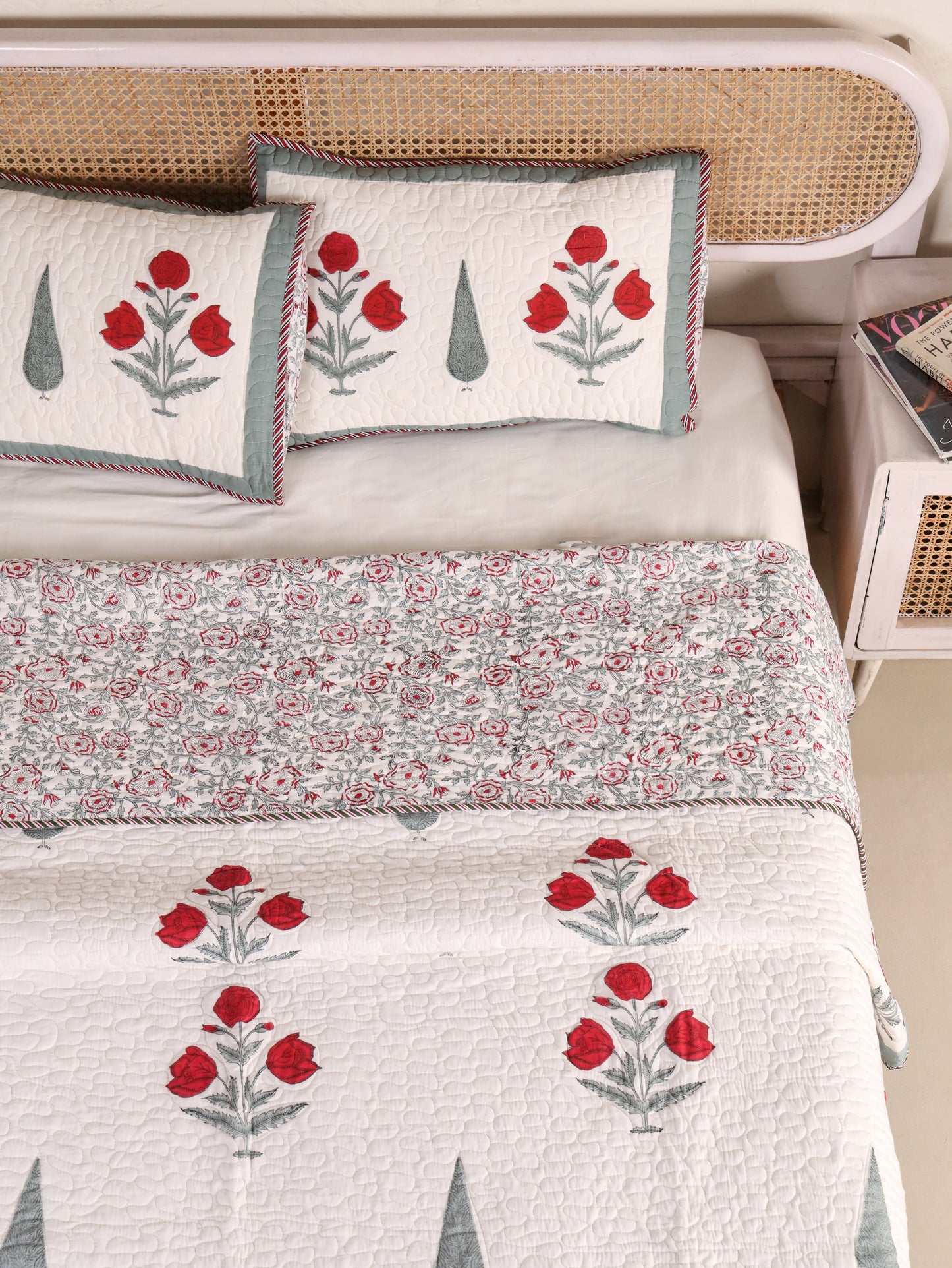 Jaipuri Hand Block Quilted Bedcover Set (with Pillow Covers)