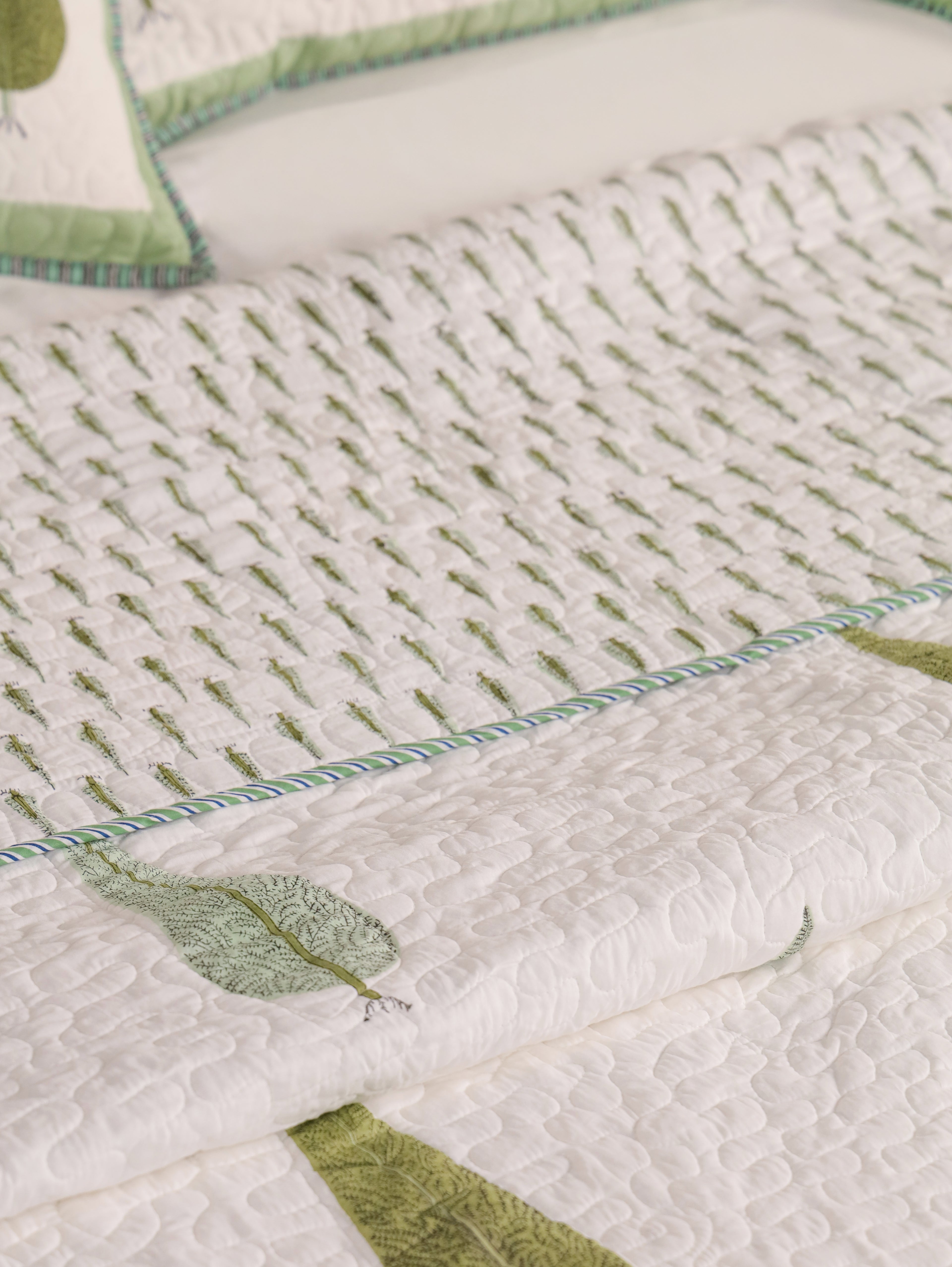 ROYAL GREEN TILAK HAND BLOCK PRINT QUILTED BEDCOVER /COMFORTER