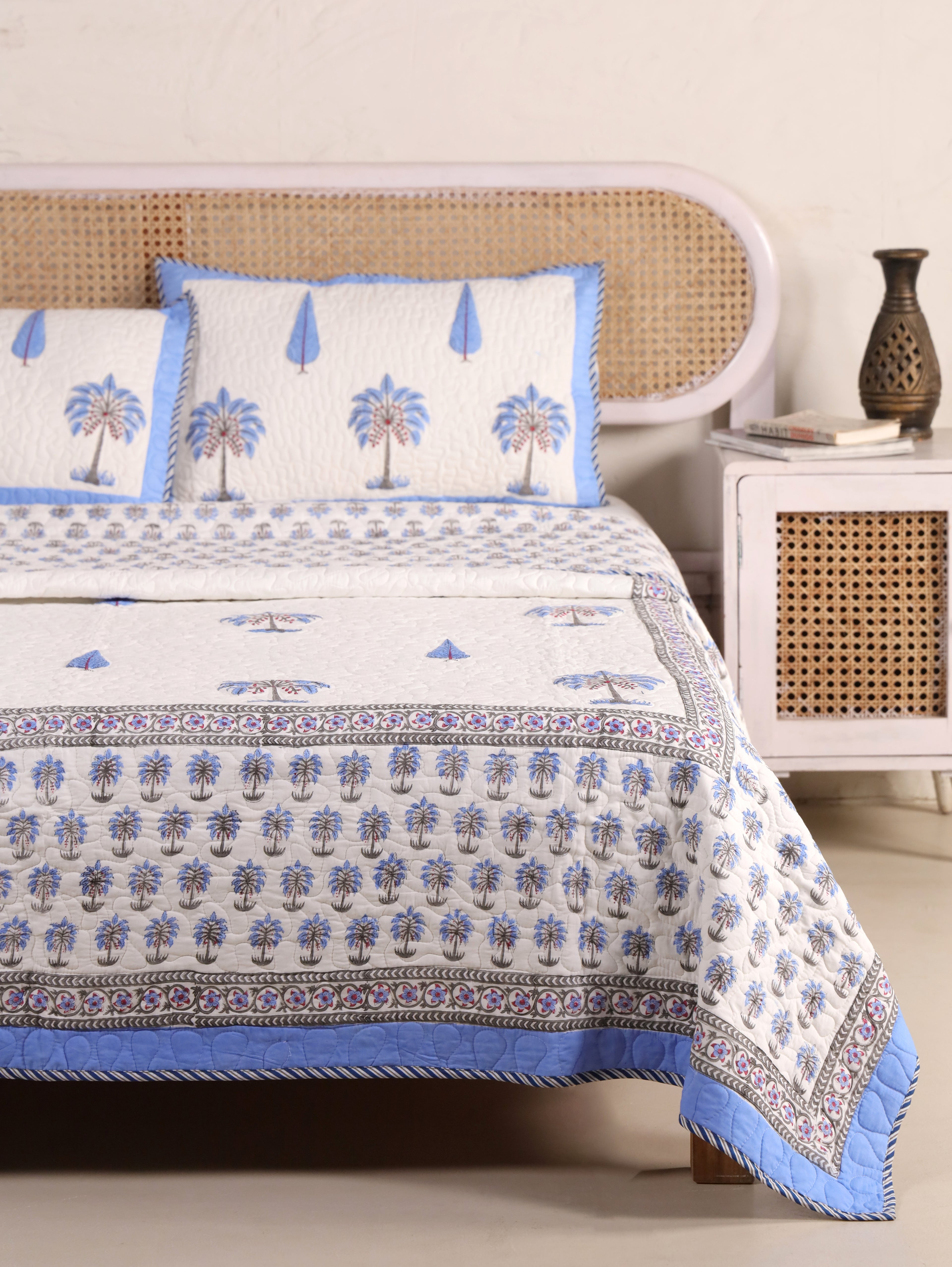 OCEAN BLUE PALM-TREE HAND BLOCK PRINT QUILTED BEDCOVER /COMFORTER