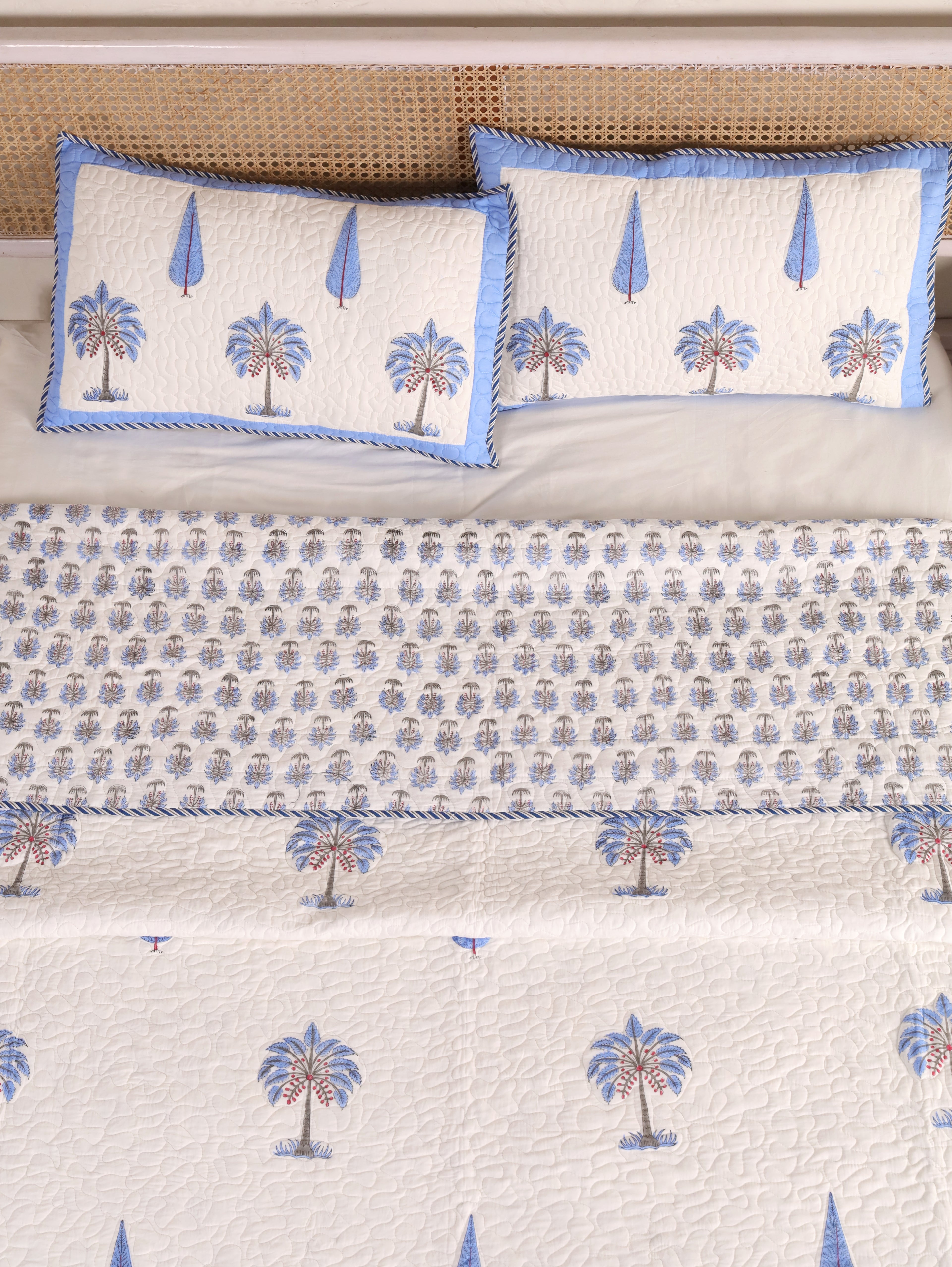 OCEAN BLUE PALM-TREE HAND BLOCK PRINT QUILTED BEDCOVER /COMFORTER