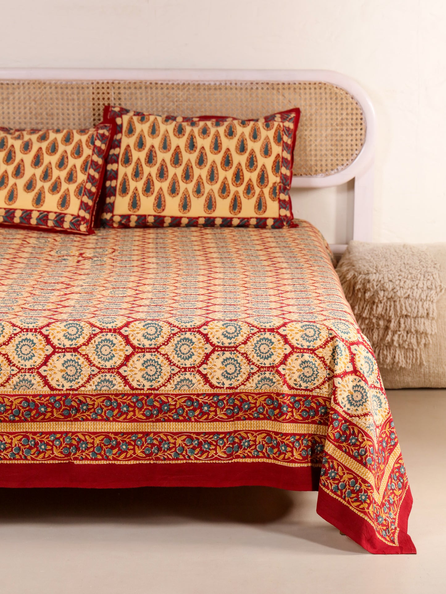 Hand Block Print Jaipuri Cotton Bedsheet With Two Reversible Pillow Cover