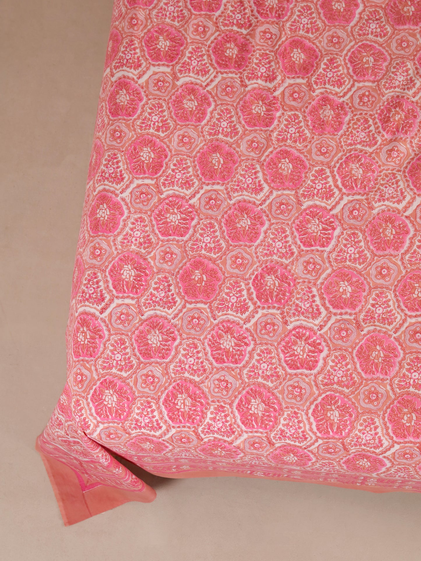 Hand Block Print Jaipuri Cotton Bedsheet With Two Reversible Pillow Cover