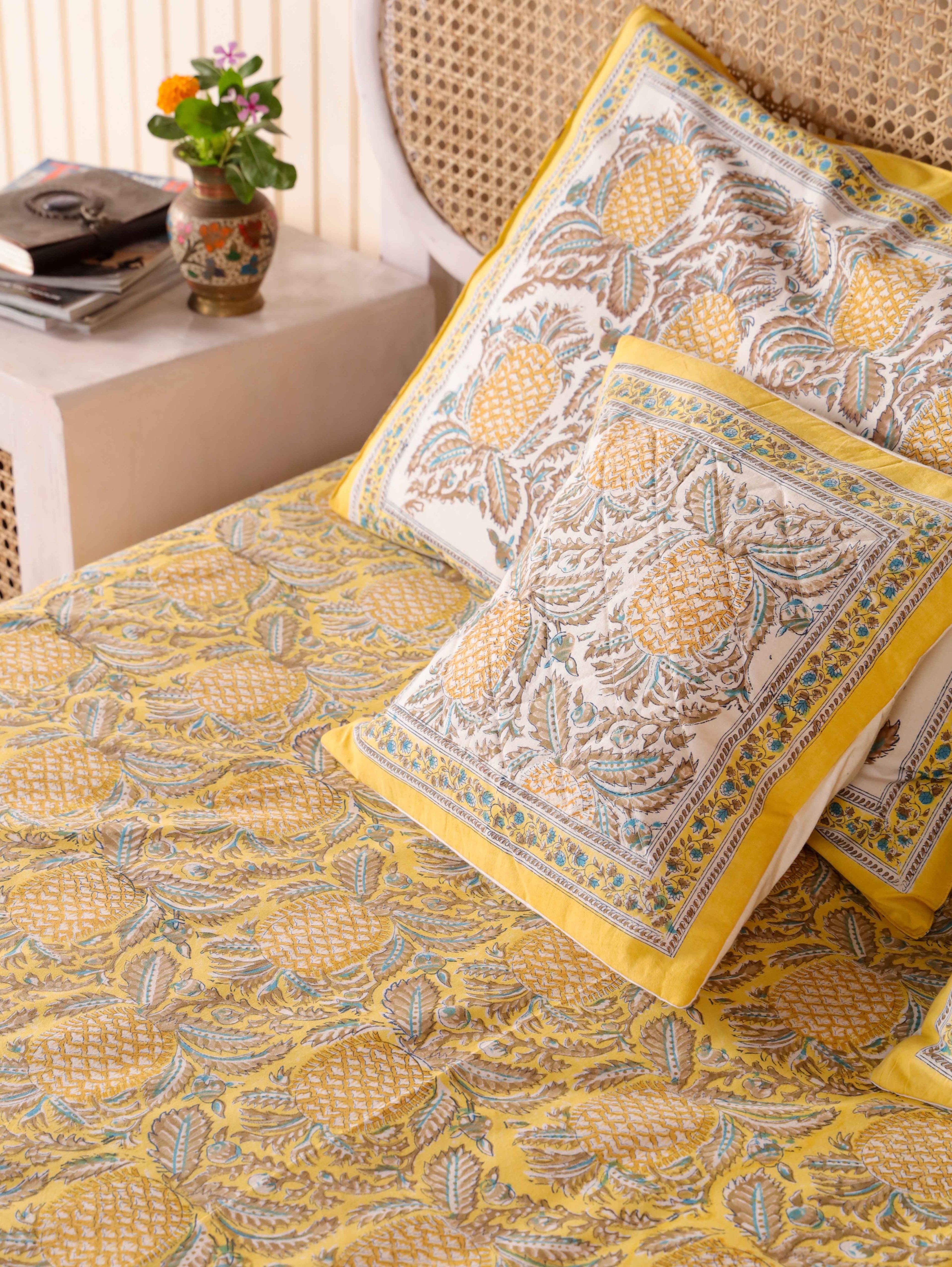 Hand Block Print Jaipuri Cotton Bedsheet With Two Reversible Pillow Cover