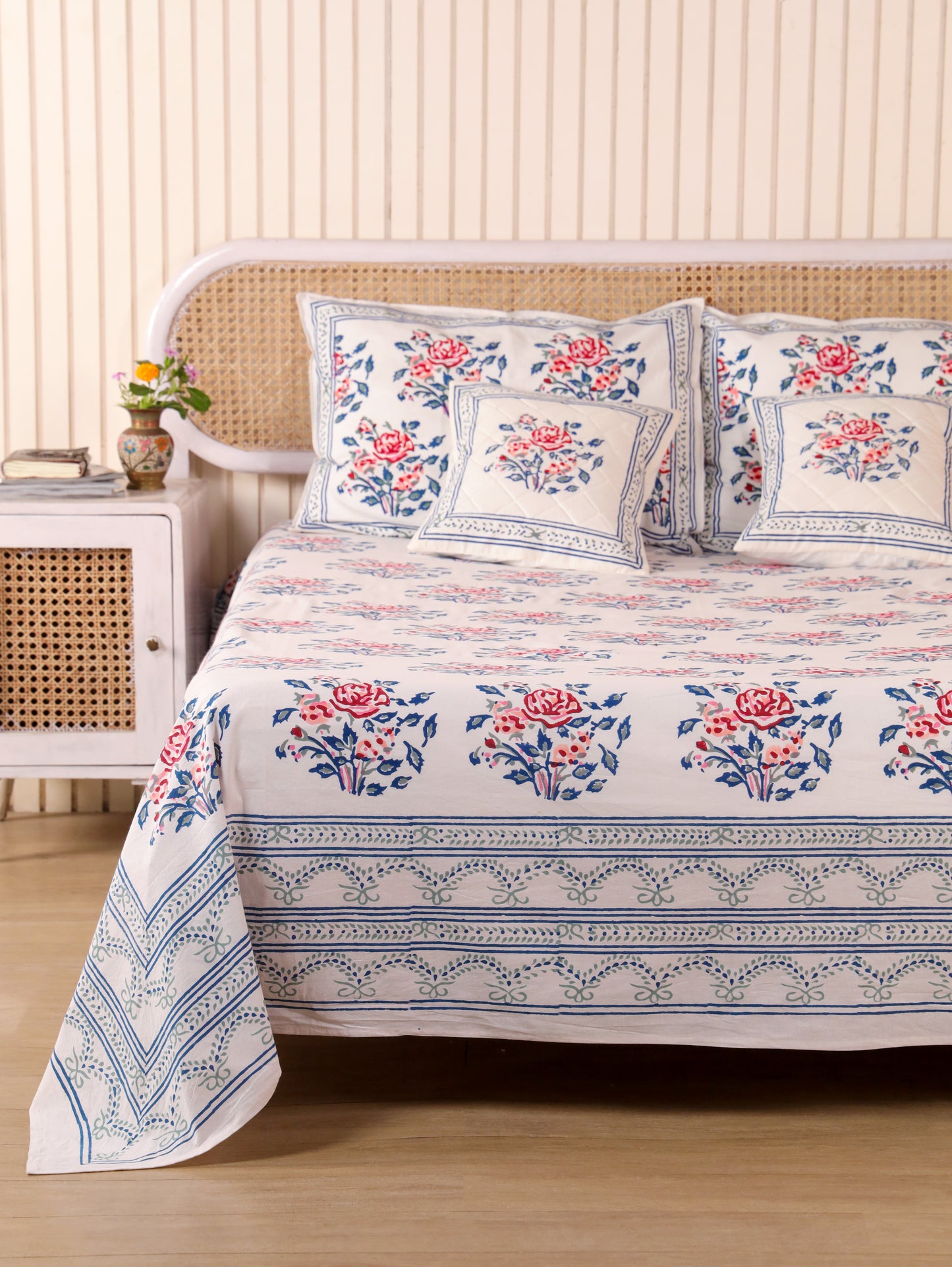 Hand Block Print Jaipuri Cotton Bedsheet With Two Reversible Pillow Cover