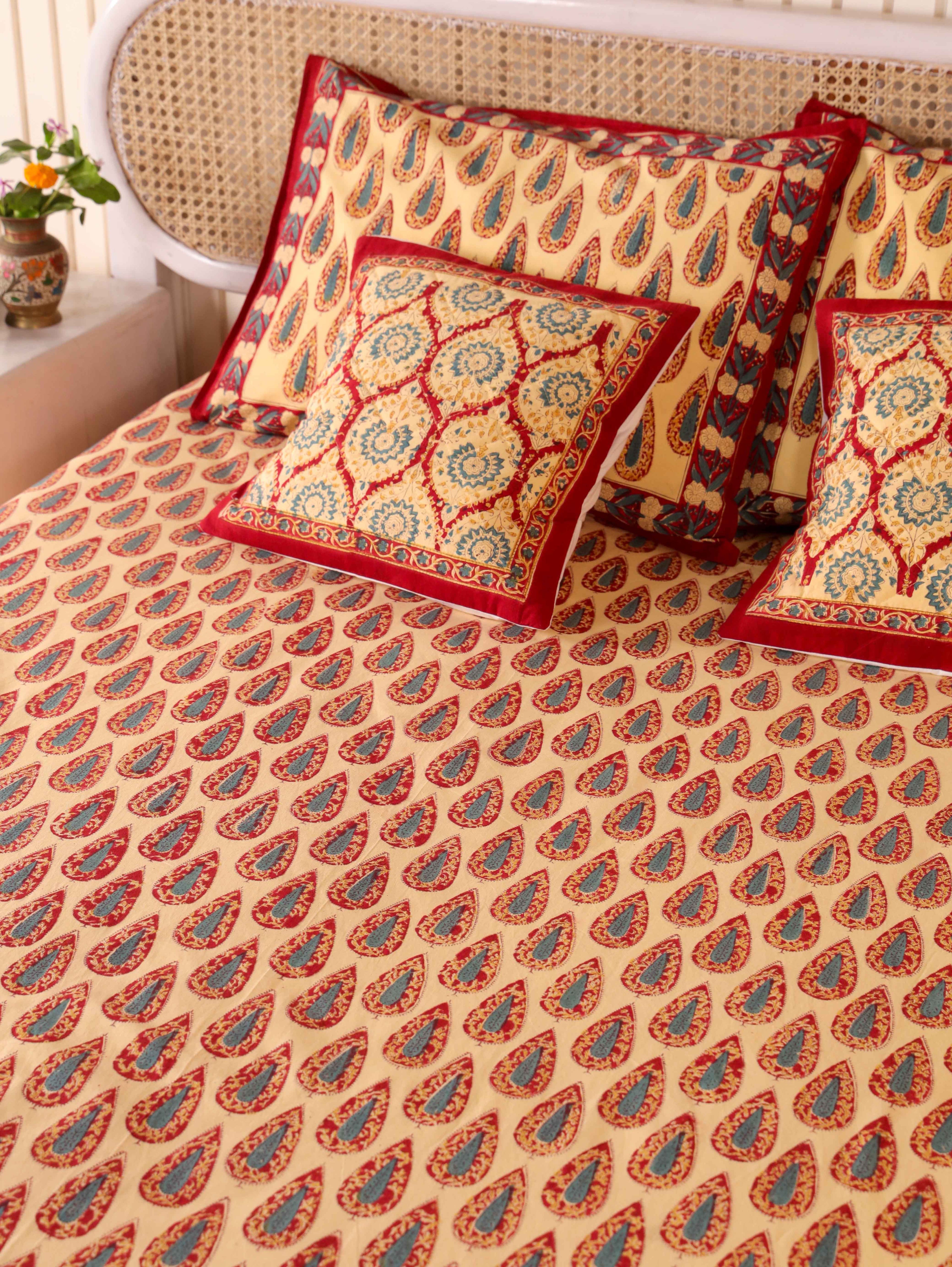 Hand Block Print Jaipuri Cotton Bedsheet With Two Reversible Pillow Cover
