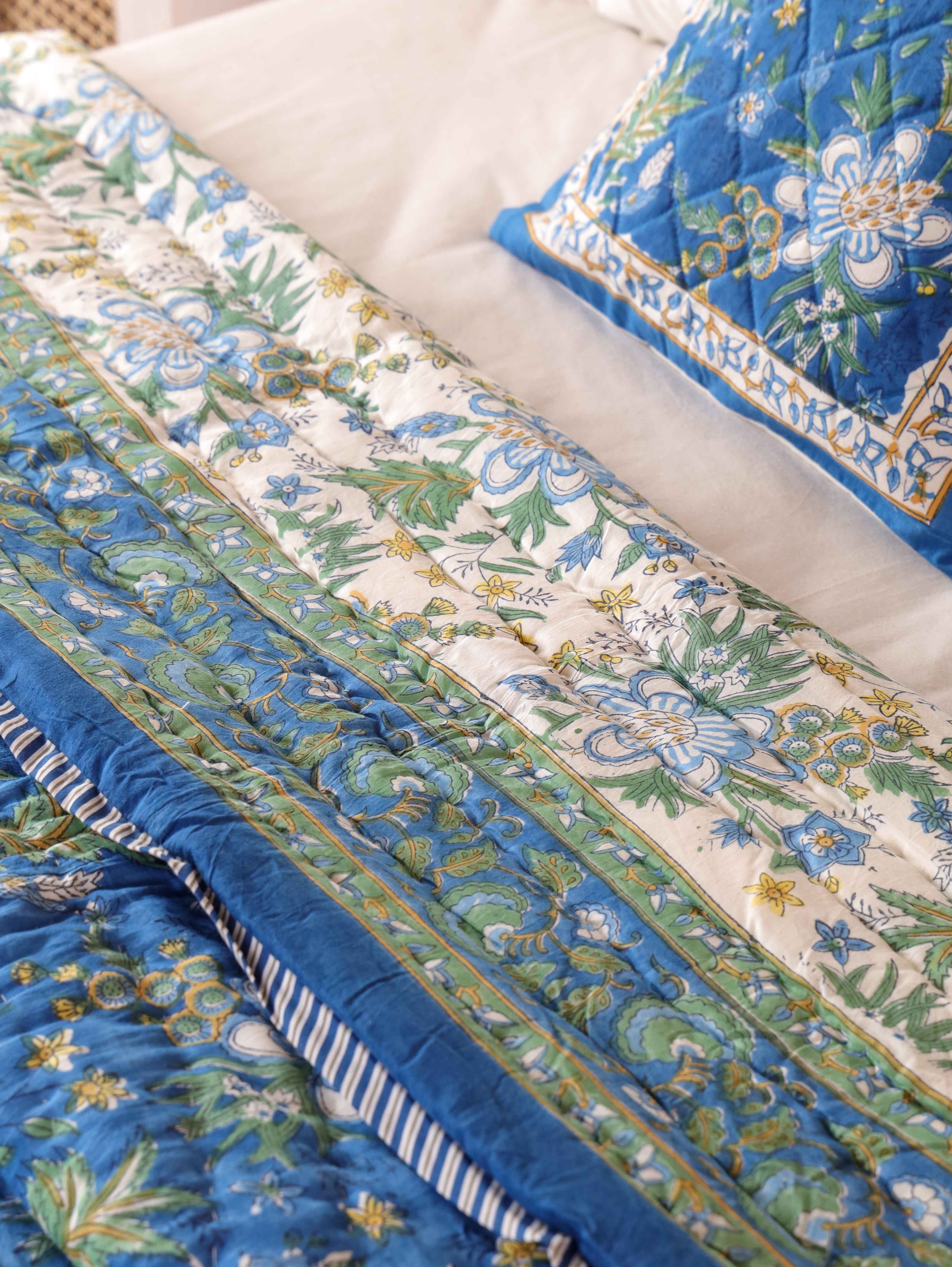 ROYAL INDIGO GLORY HAND BLOCK PRINT REVERSIBLE COTTON QUILT/RAZAI