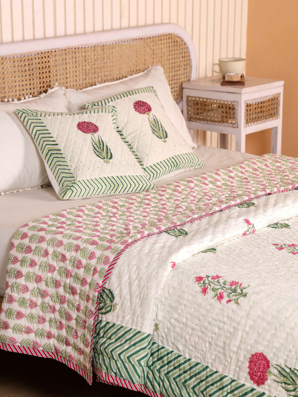IMPERIAL MUGAL MOTIF HAND BLOCK PRINT REVERSIBLE COTTON QUILT/RAZAI