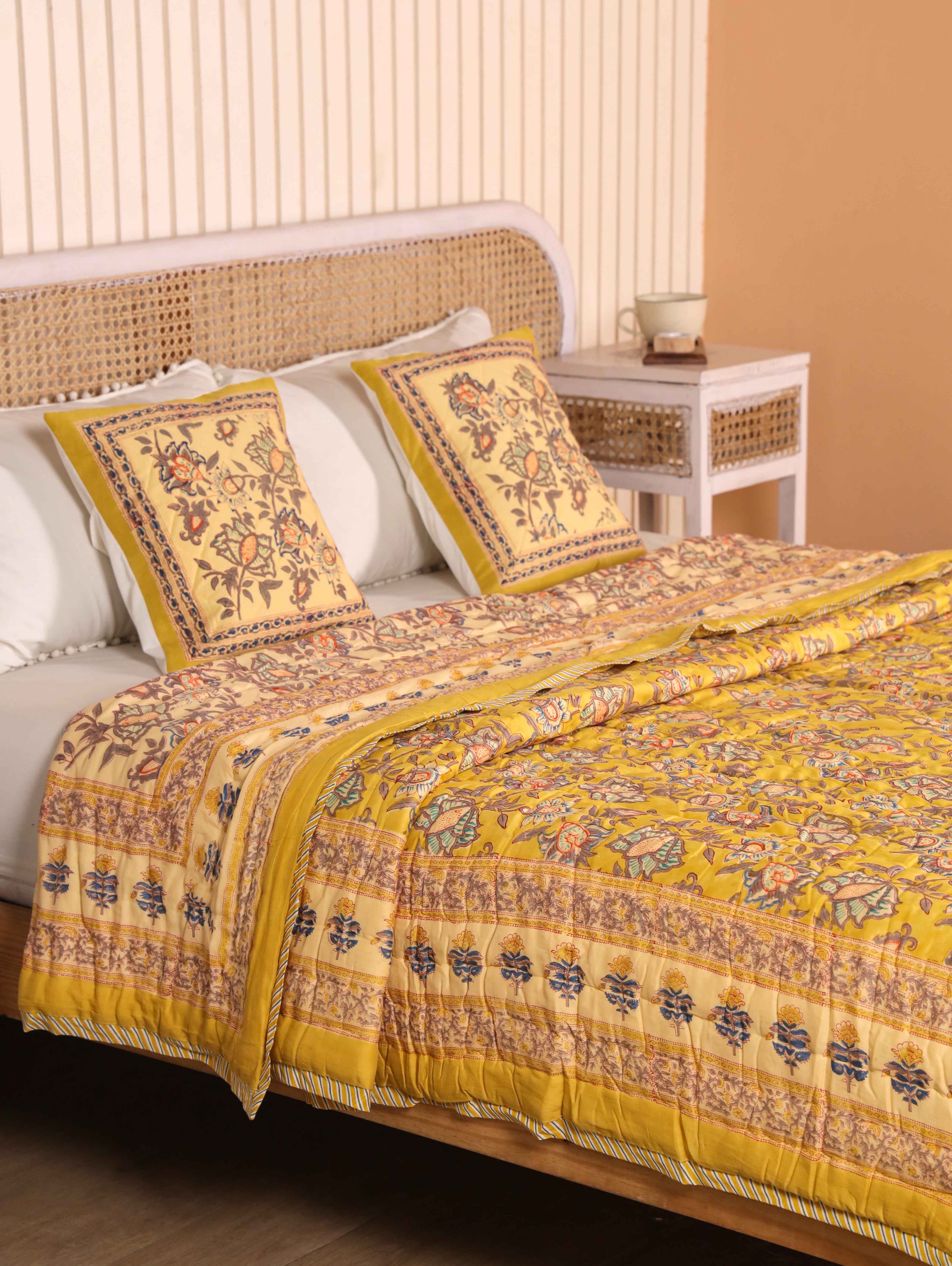 ROYAL GOLDEN GLORY HAND BLOCK PRINT REVERSIBLE COTTON QUILT/RAZAI