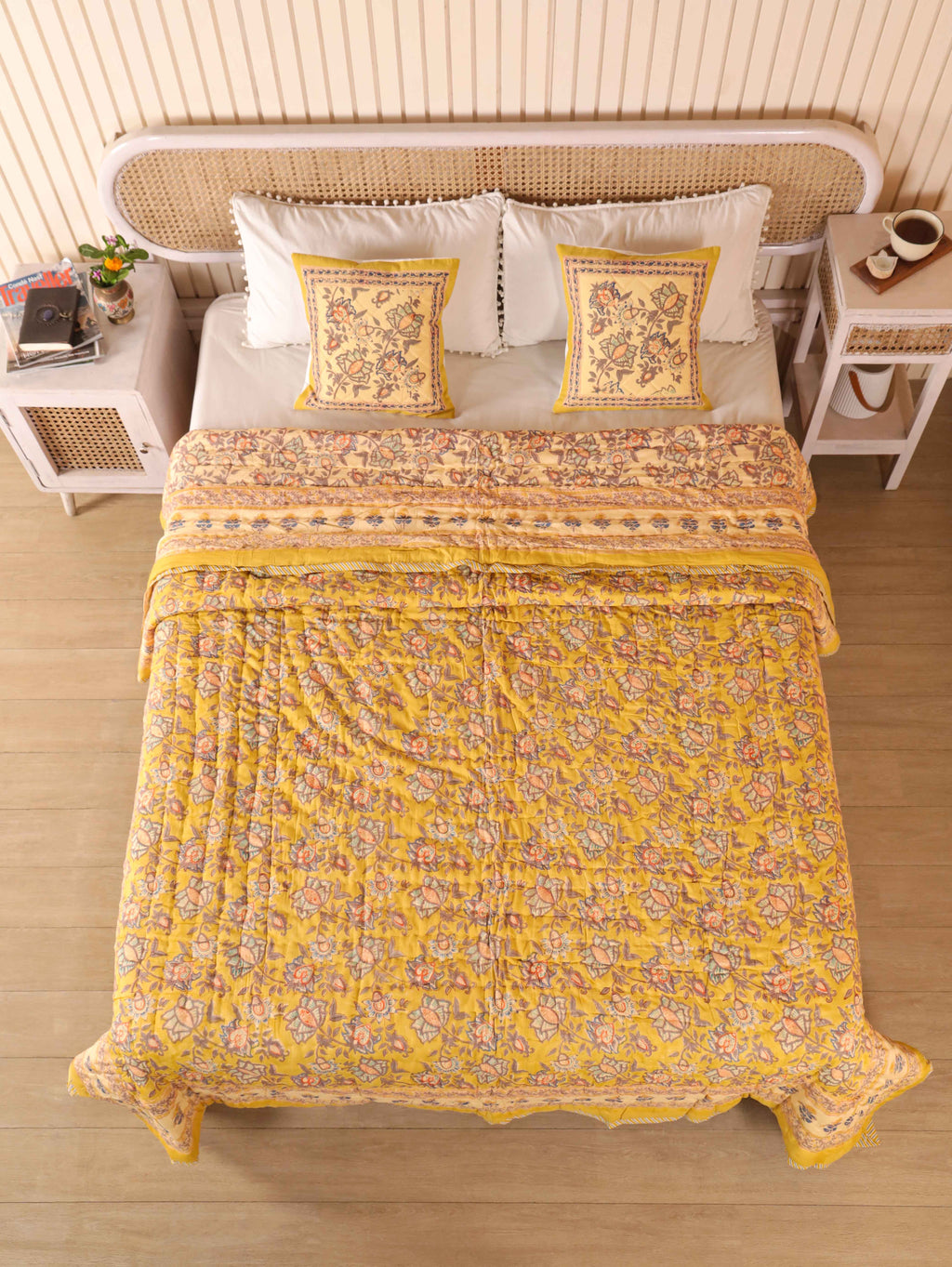 ROYAL GOLDEN GLORY HAND BLOCK PRINT REVERSIBLE COTTON QUILT/RAZAI
