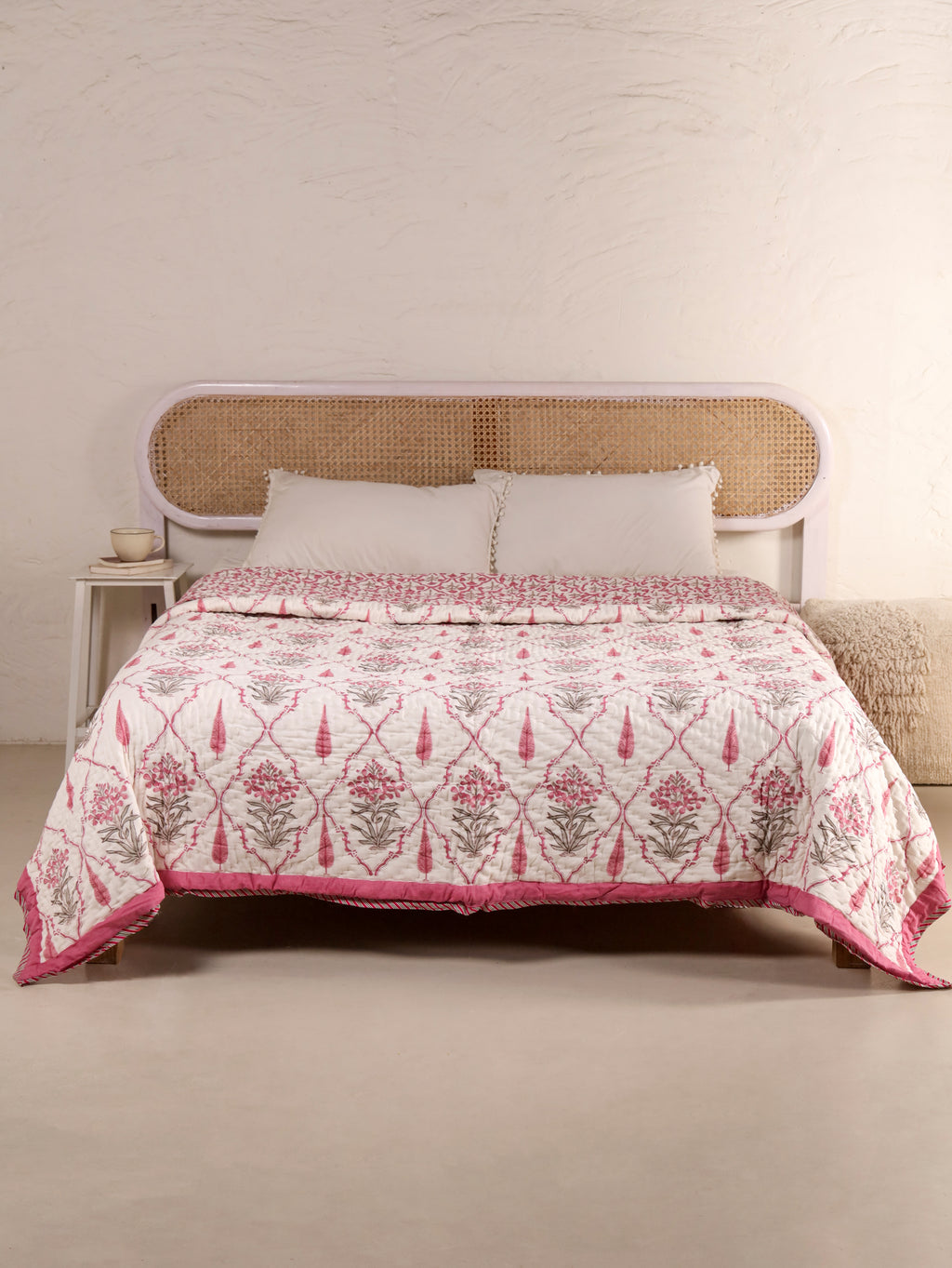 RANI BAGH PINK JAAL HAND BLOCK PRINT REVERSIBLE COTTON QUILT/RAZAI