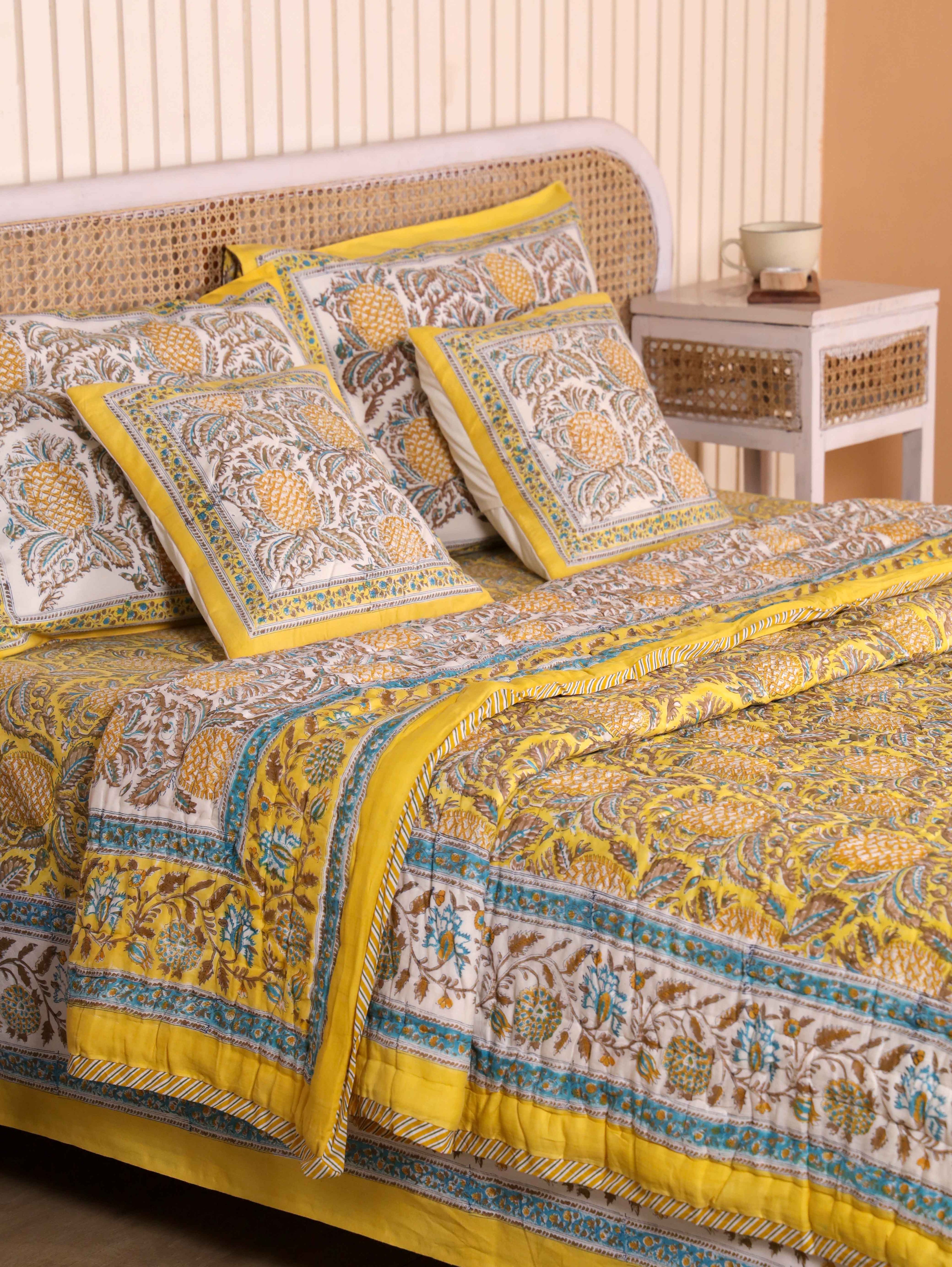 GOLDEN PINEAPPLE HAND BLOCK PRINT 6'PICES BEDDING SET'S