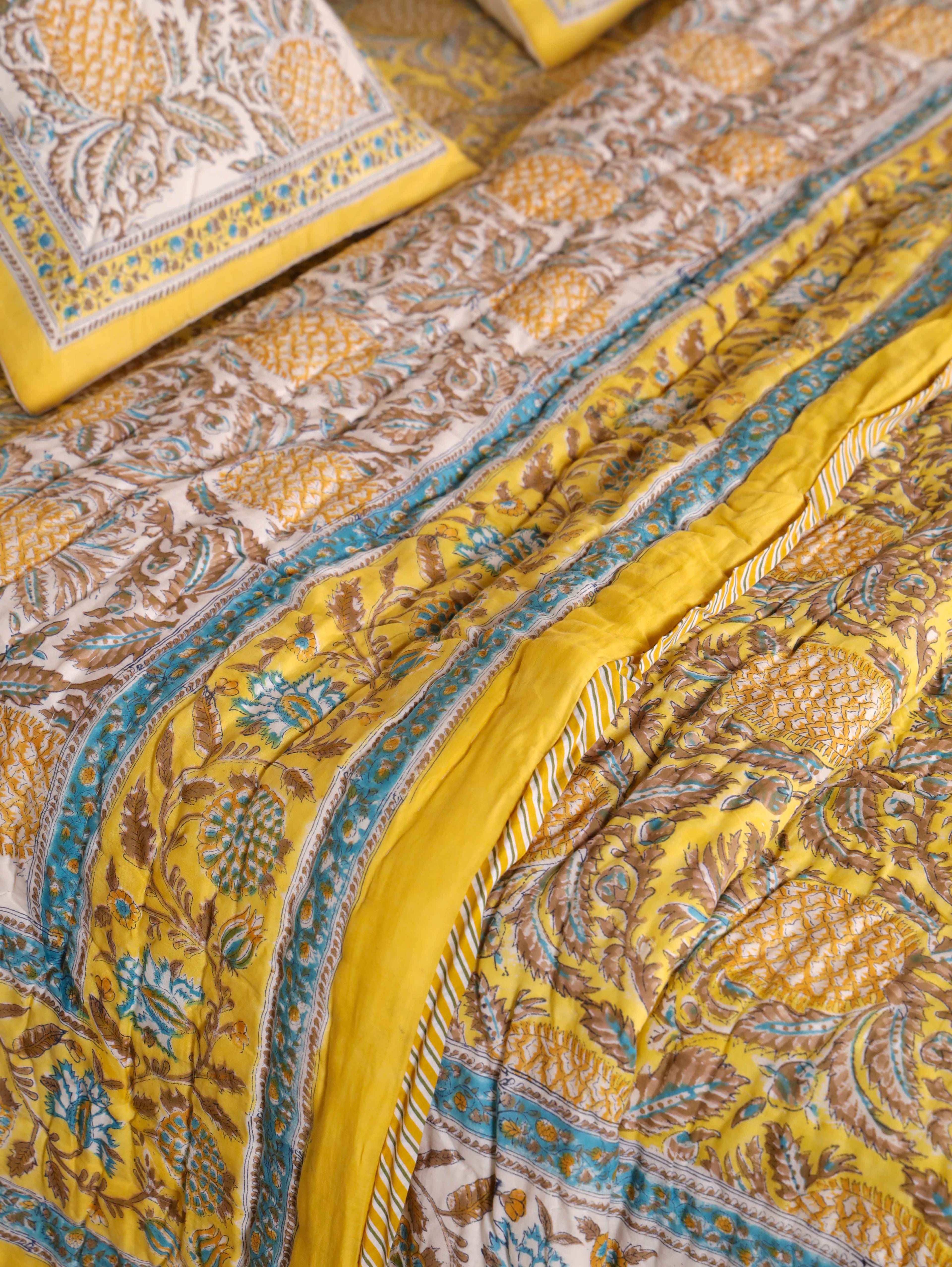 GOLDEN PINEAPPLE HAND BLOCK PRINT 6'PICES BEDDING SET'S