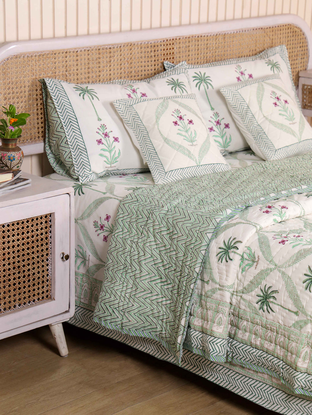 SHAHI MUGHAL MEHRAB HAND BLOCK PRINT 6-PICES BEDDING SET'S