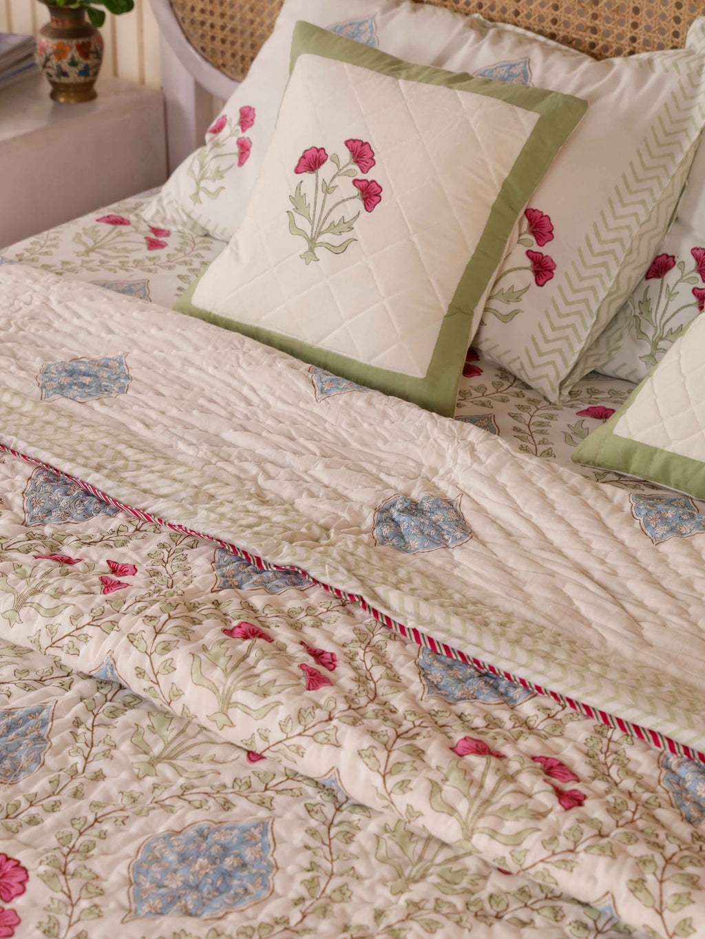 CLASSIC MUGHAL BALE HAND BLOCK PRINT 6-PICES BEDDING SET'S