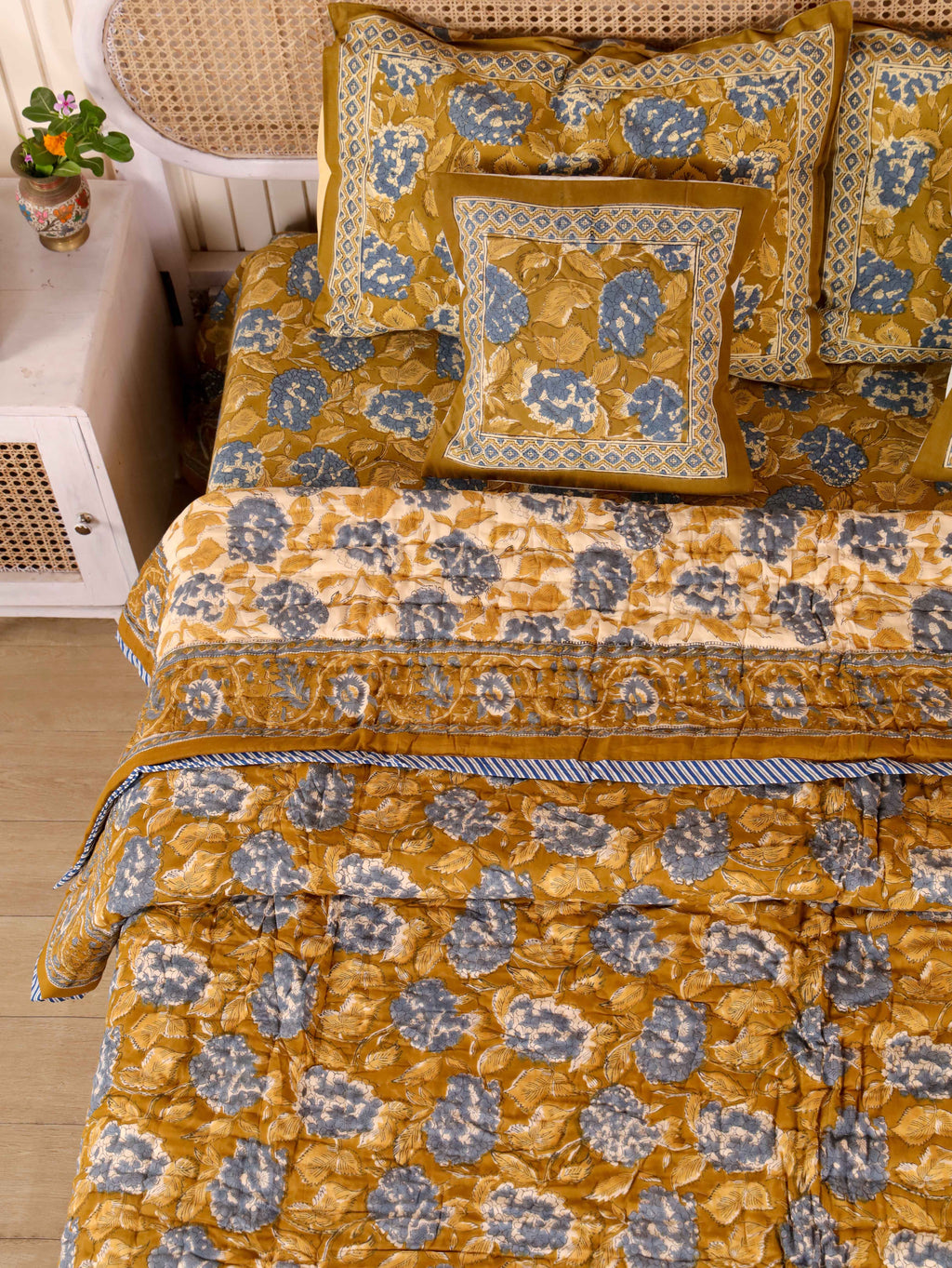 MUSTARD MEHRAB HAND BLOCK PRINT 6'PICES BEDDING SET'S