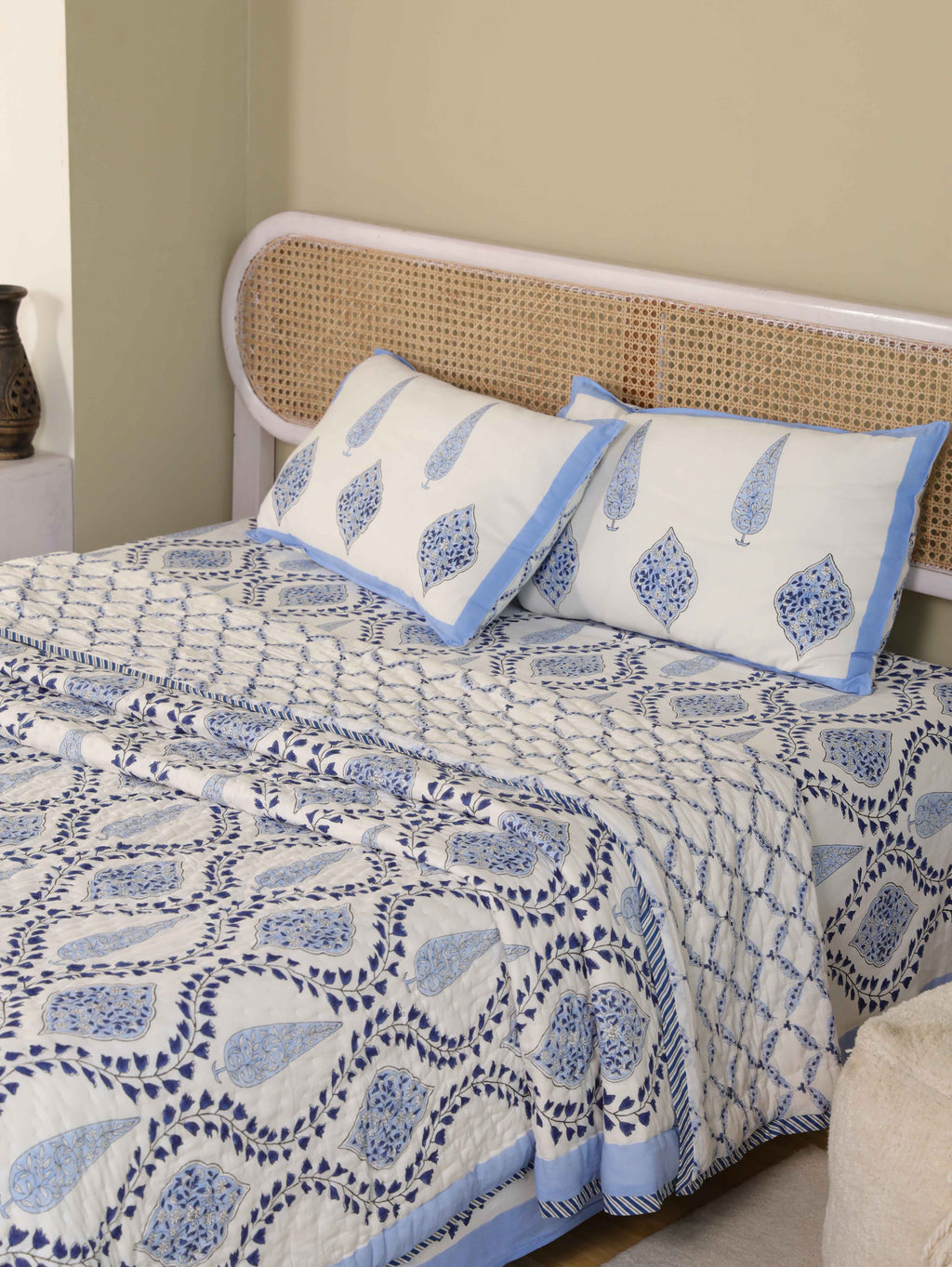 MUGHAL BLUE CHAIN HAND BLOCK PRINT 6-PICES BEDDING SET'S