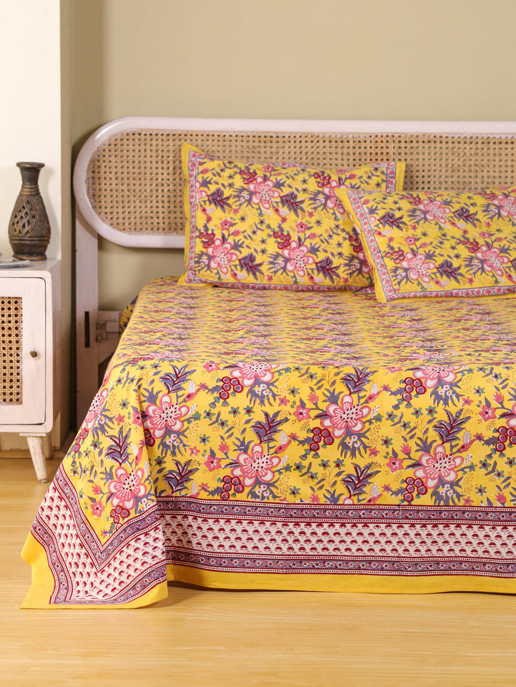 CLASSIC YELLOW MEHRAB HAND BLOCK PRINT COTTON BEDSHEET WITH PILLOW COVER
