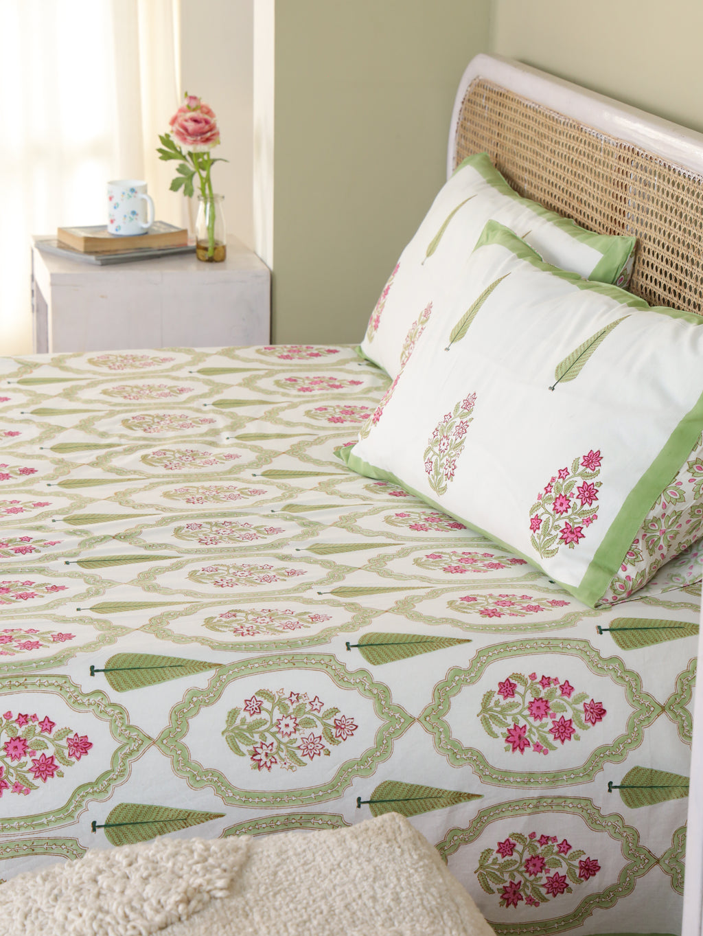 GREEN MUGAL GARDEN HAND BLOCK PRINT COTTON BEDSHEET WITH PILLOW COVER