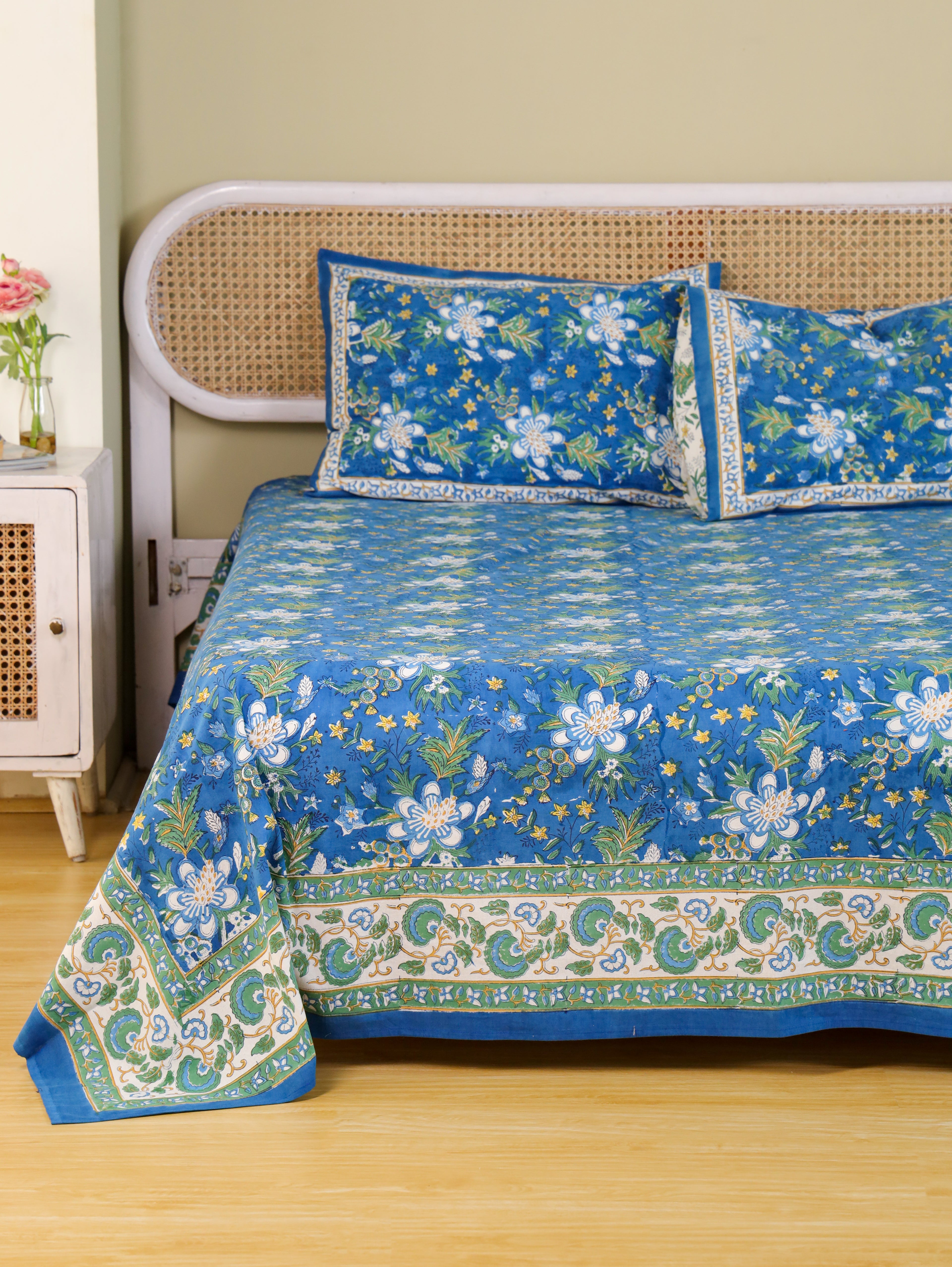 ROYAL INDIGO GLORY HAND BLOCK PRINT COTTON BEDSHEET WITH PILLOW COVER