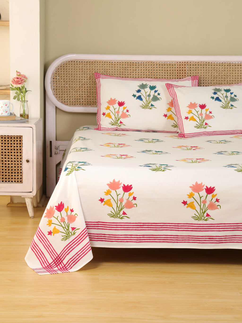 MUGAL PINJOR BUTTA HAND BLOCK PRINT COTTON BEDSHEET WITH PILLOW COVER