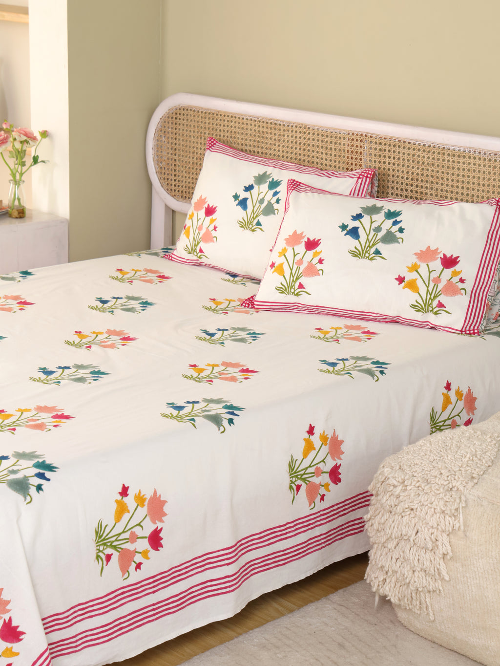 MUGAL PINJOR BUTTA HAND BLOCK PRINT COTTON BEDSHEET WITH PILLOW COVER