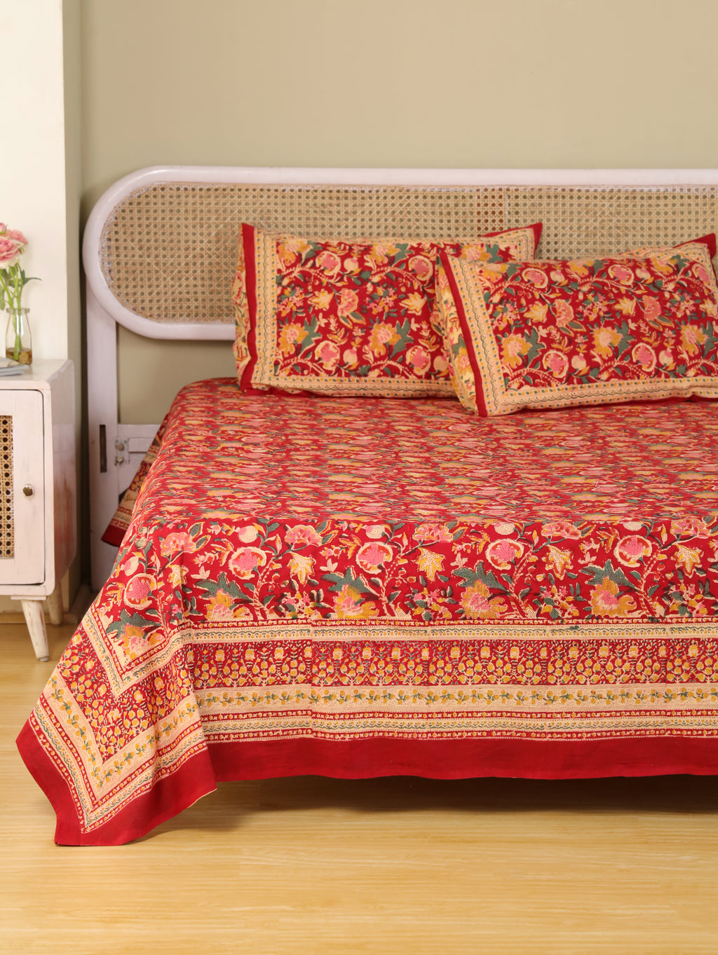 ROYAL RAPID RED HAND BLOCK PRINT COTTON BEDSHEET WITH PILLOW COVER