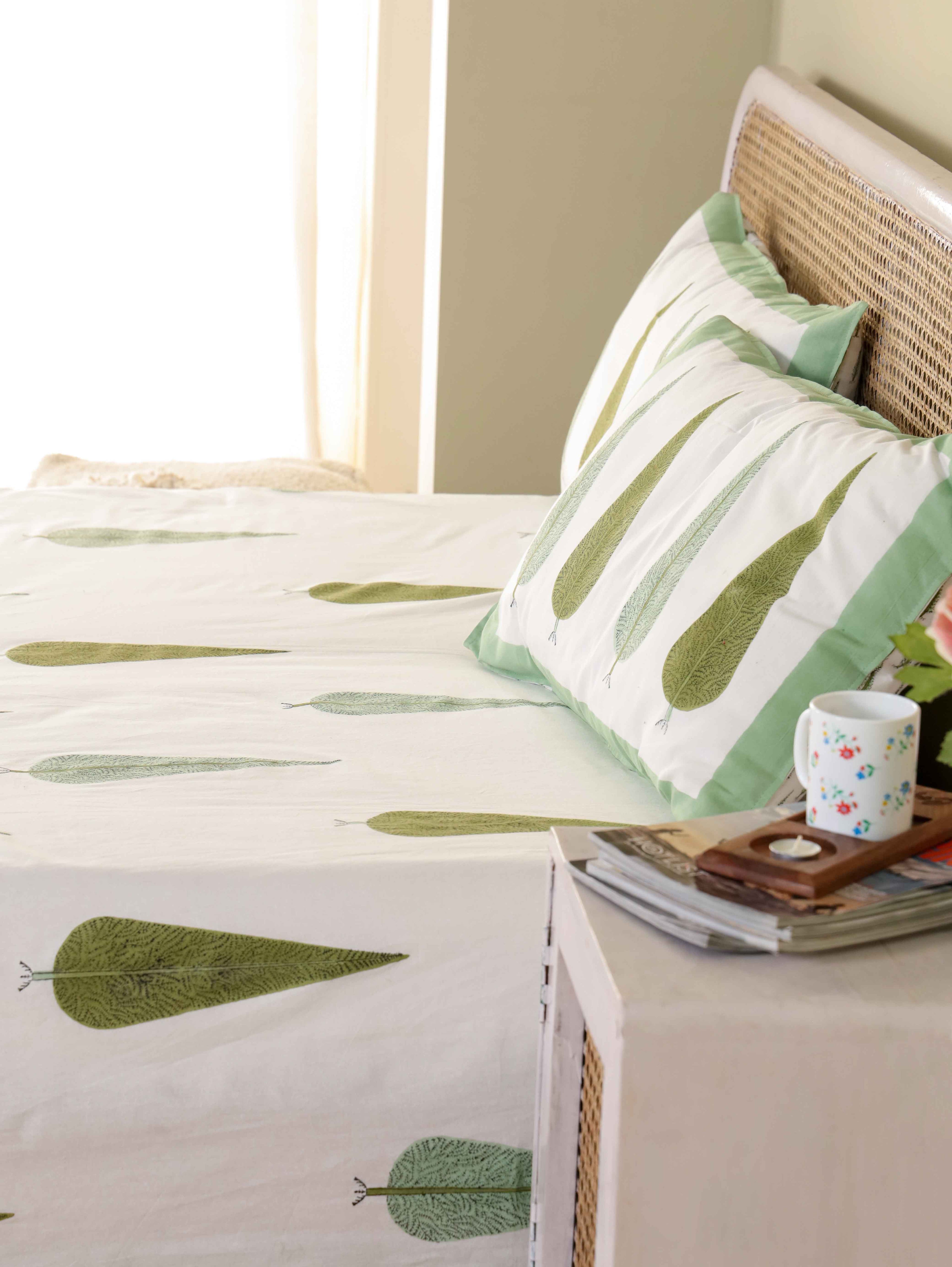 Hand Block Print Jaipuri Cotton Bedsheet With Two Reversible Pillow Cover