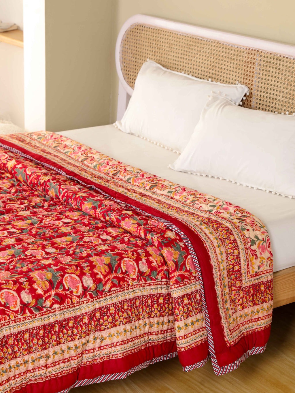ROYAL RAPID RED HAND BLOCK PRINT REVERSIBLE COTTON QUILT/RAZAI