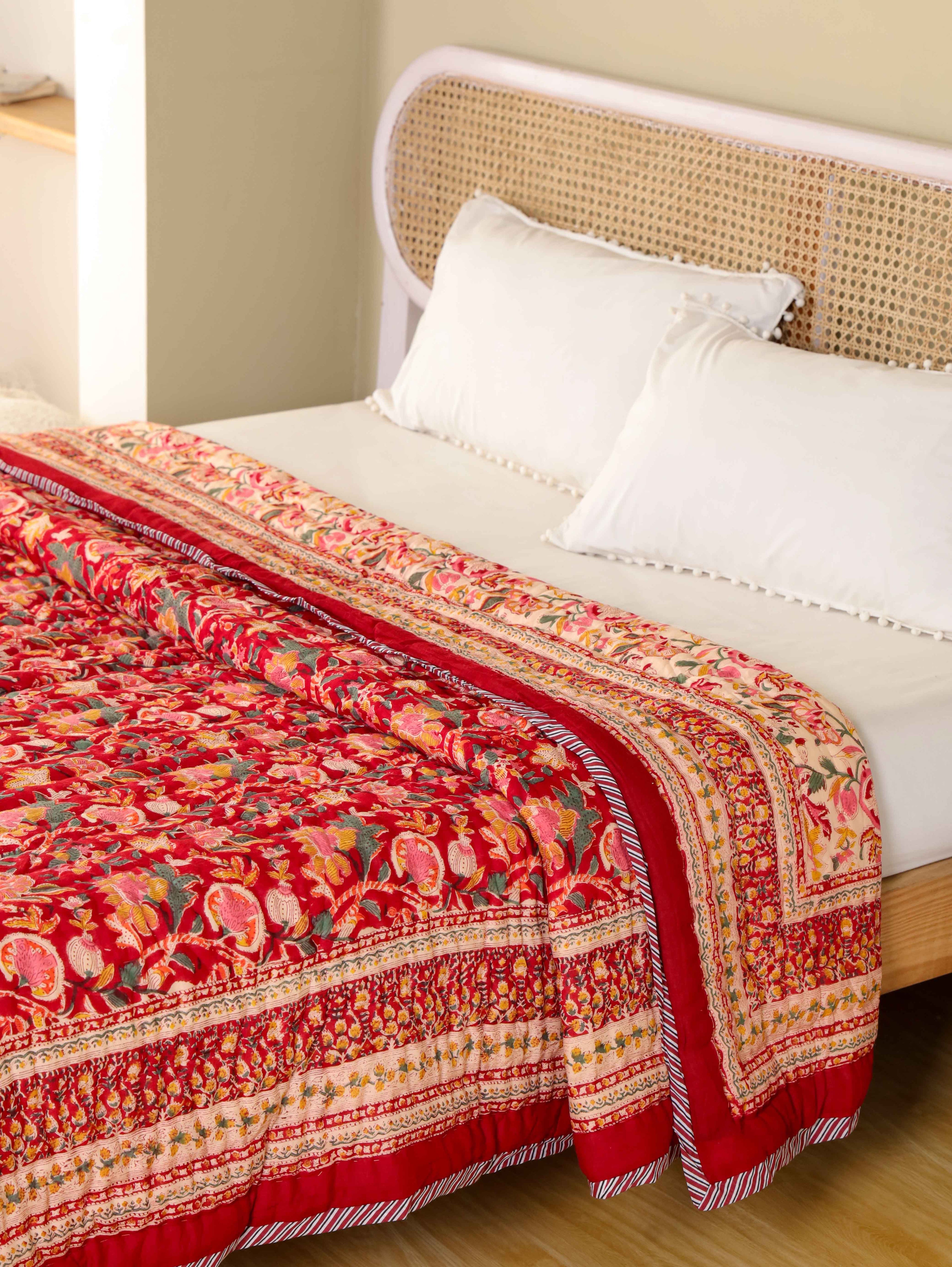 ROYAL RAPID RED HAND BLOCK PRINT REVERSIBLE COTTON QUILT/RAZAI
