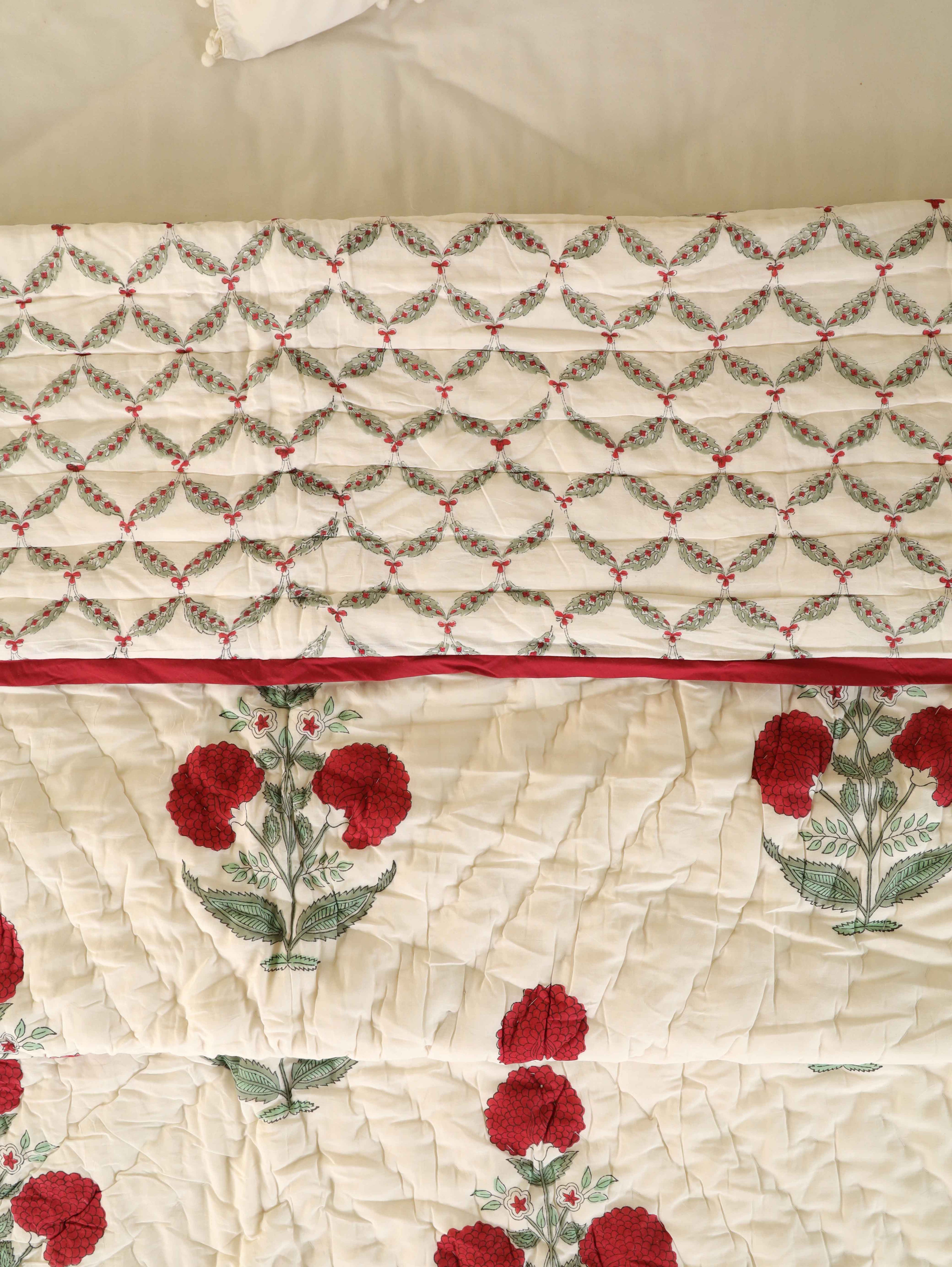 MUGAL POPPY BUTTA HAND BLOCK PRINT REVERSIBLE COTTON QUILT/RAZAI