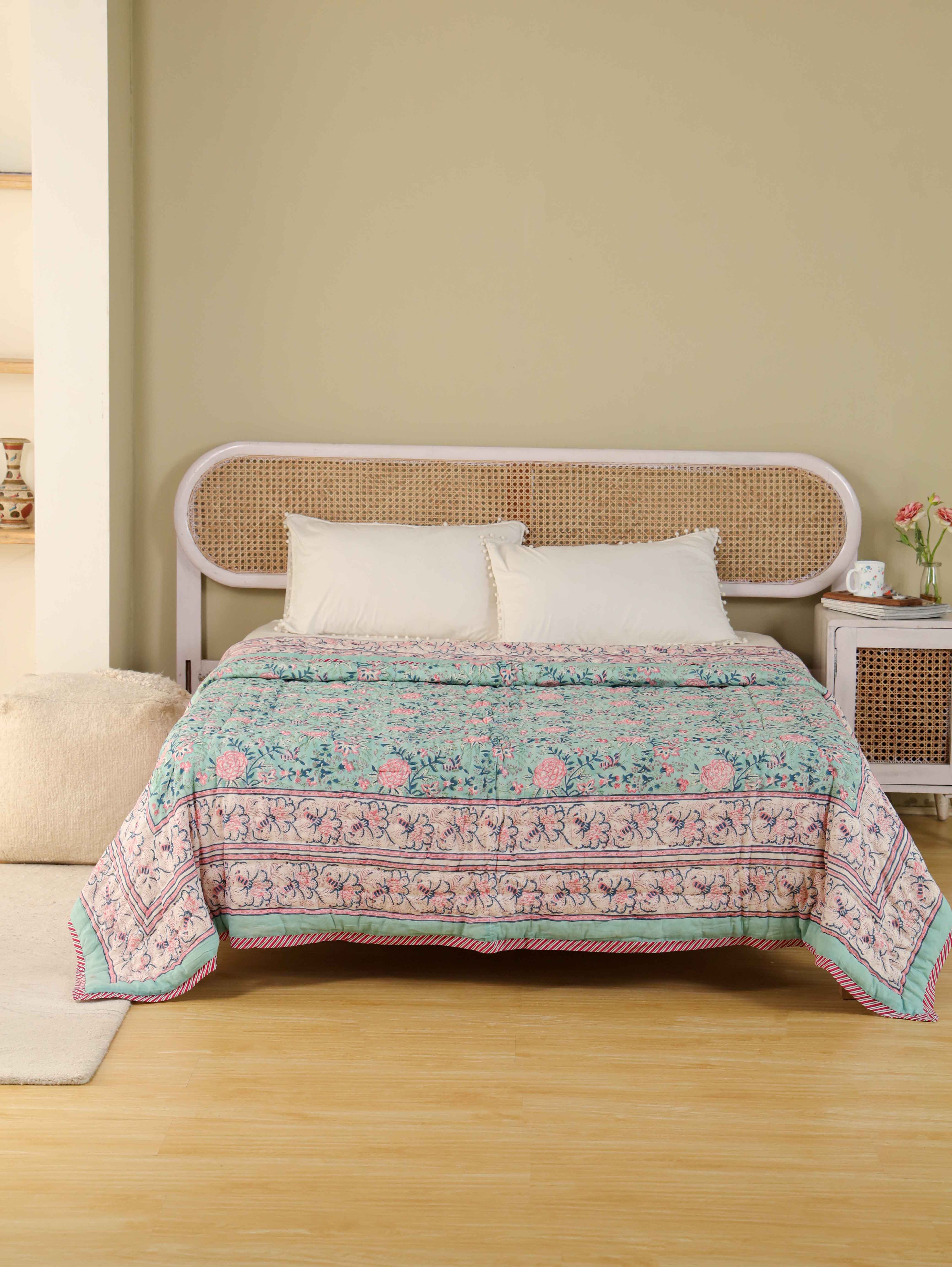 ENGLISH GREEN FOREST HAND BLOCK PRINT REVERSIBLE COTTON QUILT/RAZAI