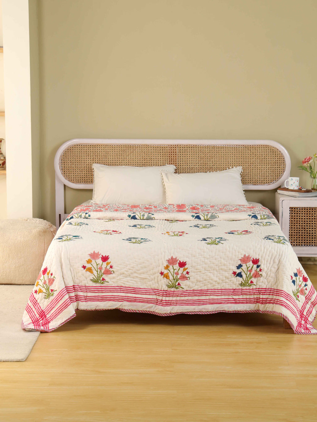 ROYAL MUGAL MOTIF HAND BLOCK PRINT REVERSIBLE COTTON QUILT/RAZAI