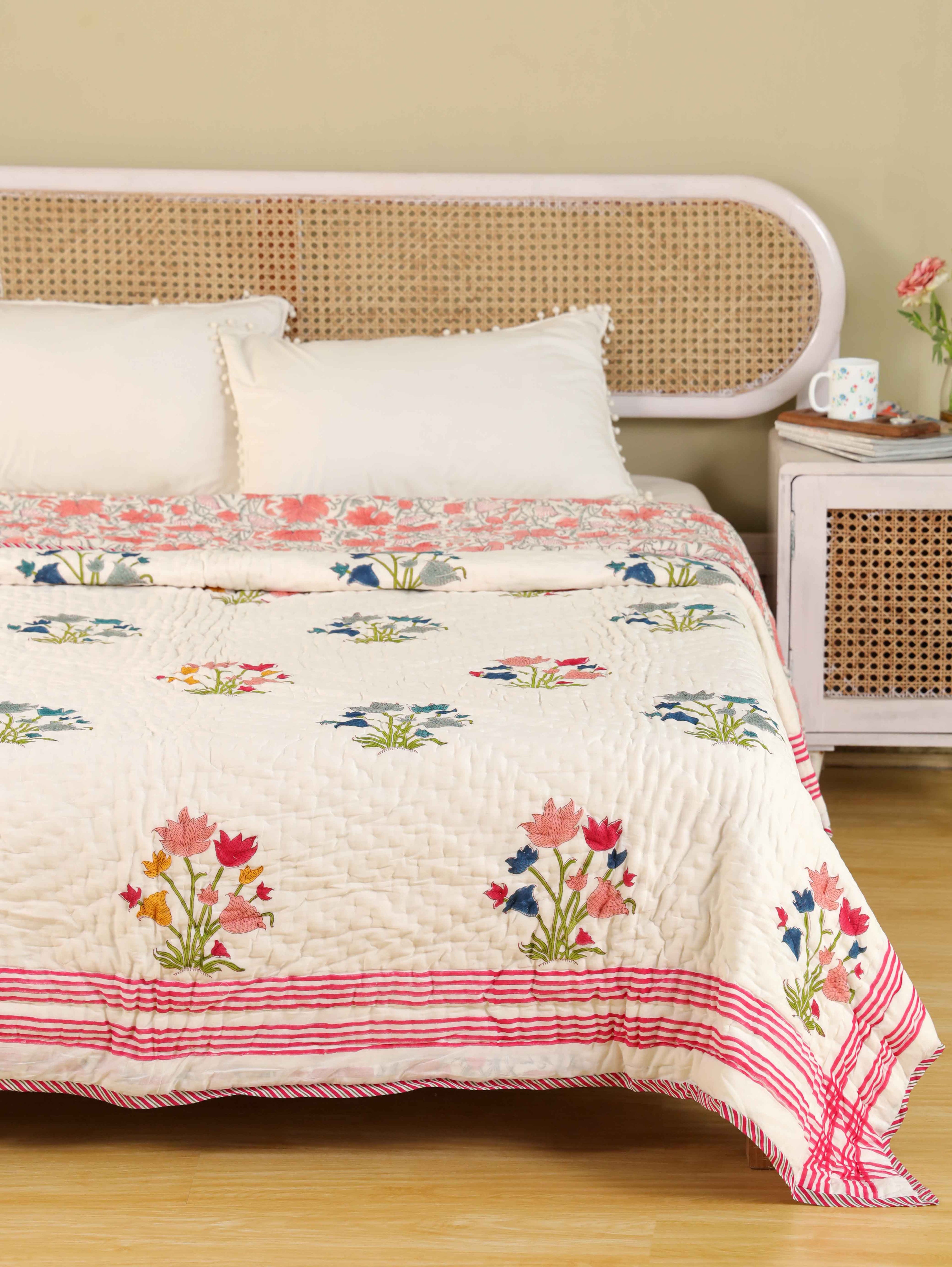 ROYAL MUGAL MOTIF HAND BLOCK PRINT REVERSIBLE COTTON QUILT/RAZAI