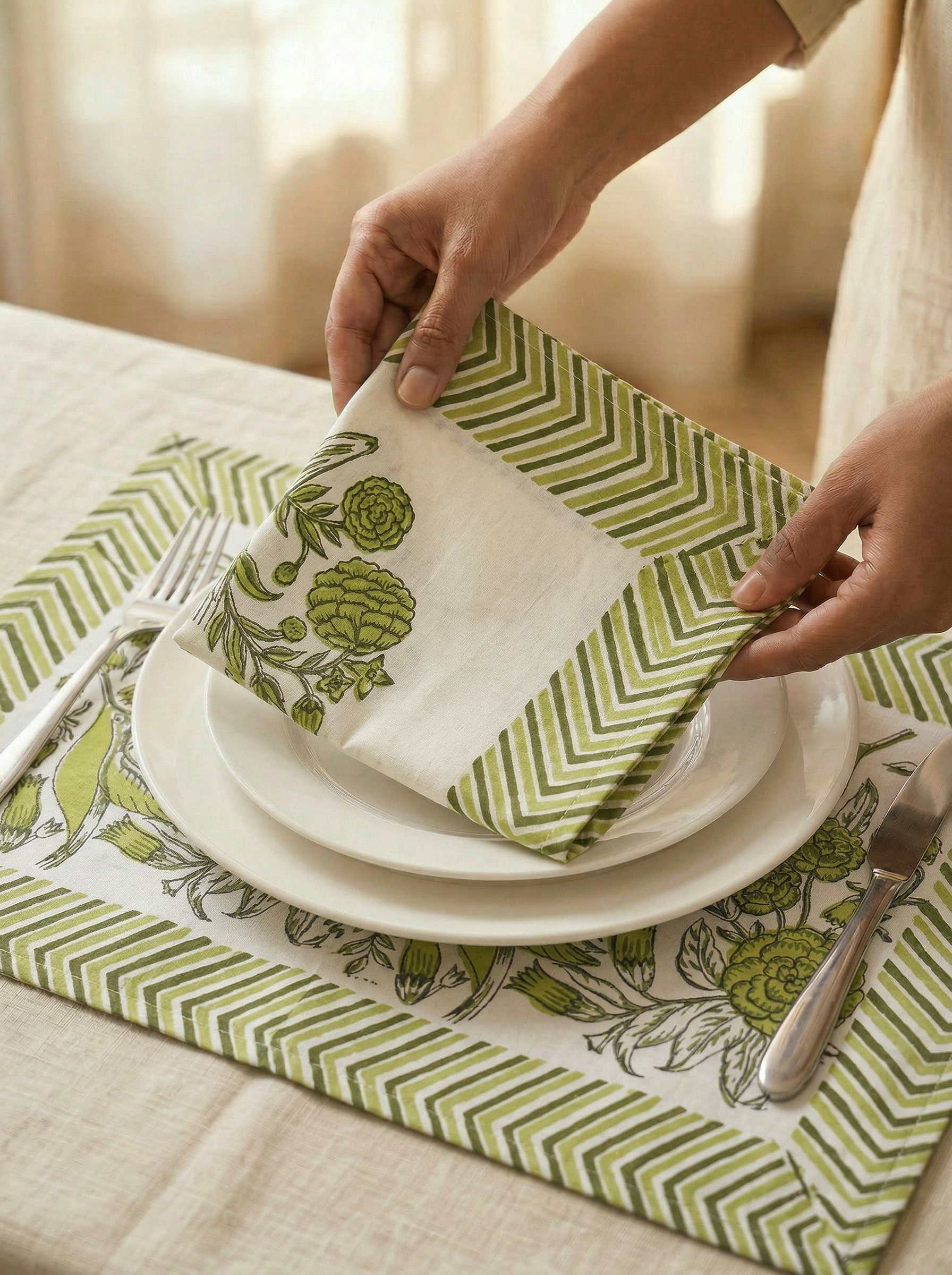 Table Mats & Napkins Set