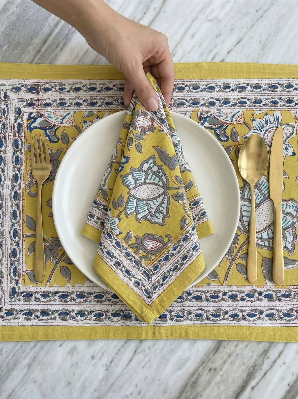 Table Mats & Napkins Set