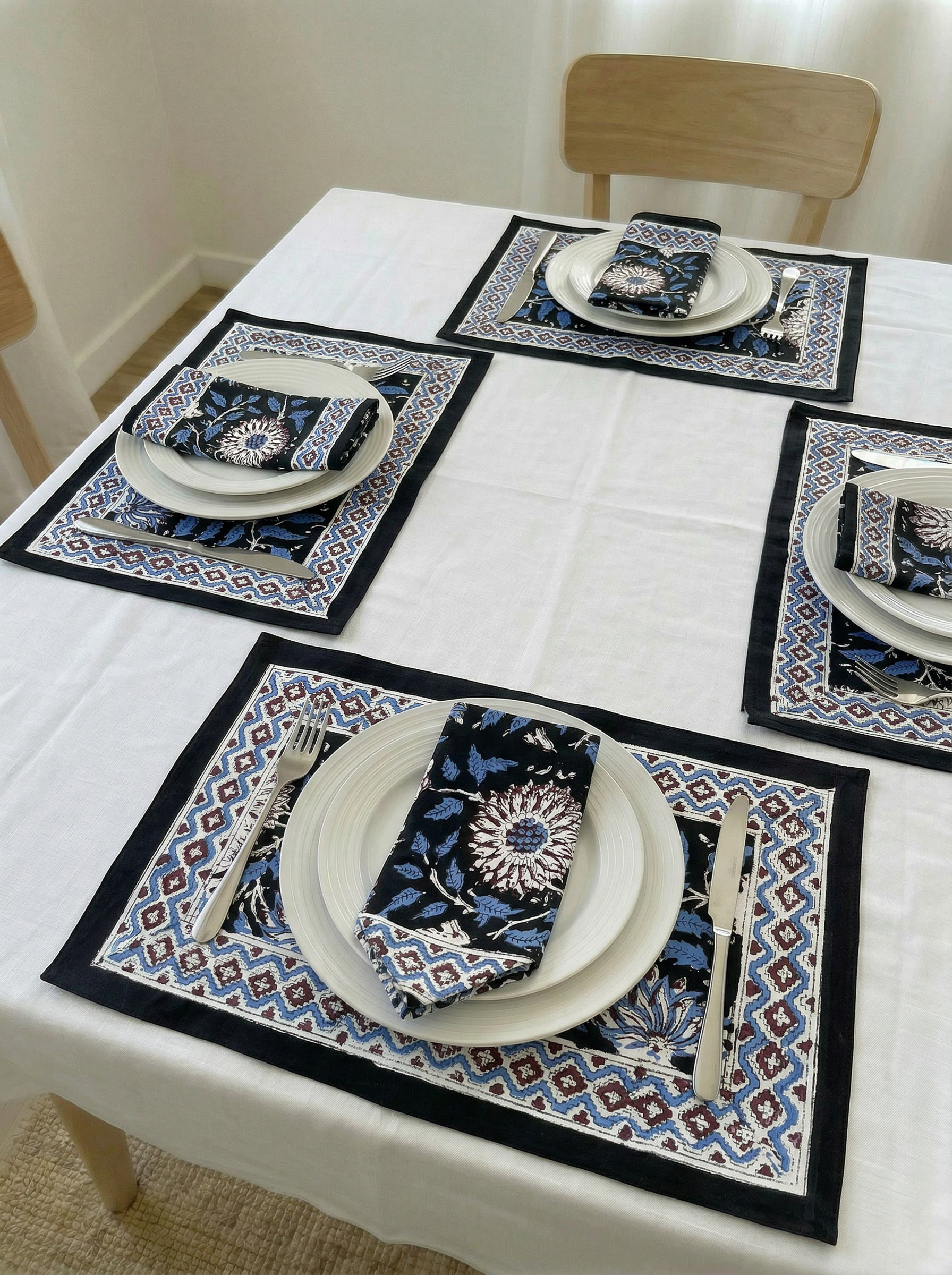 Table Mats & Napkins Set
