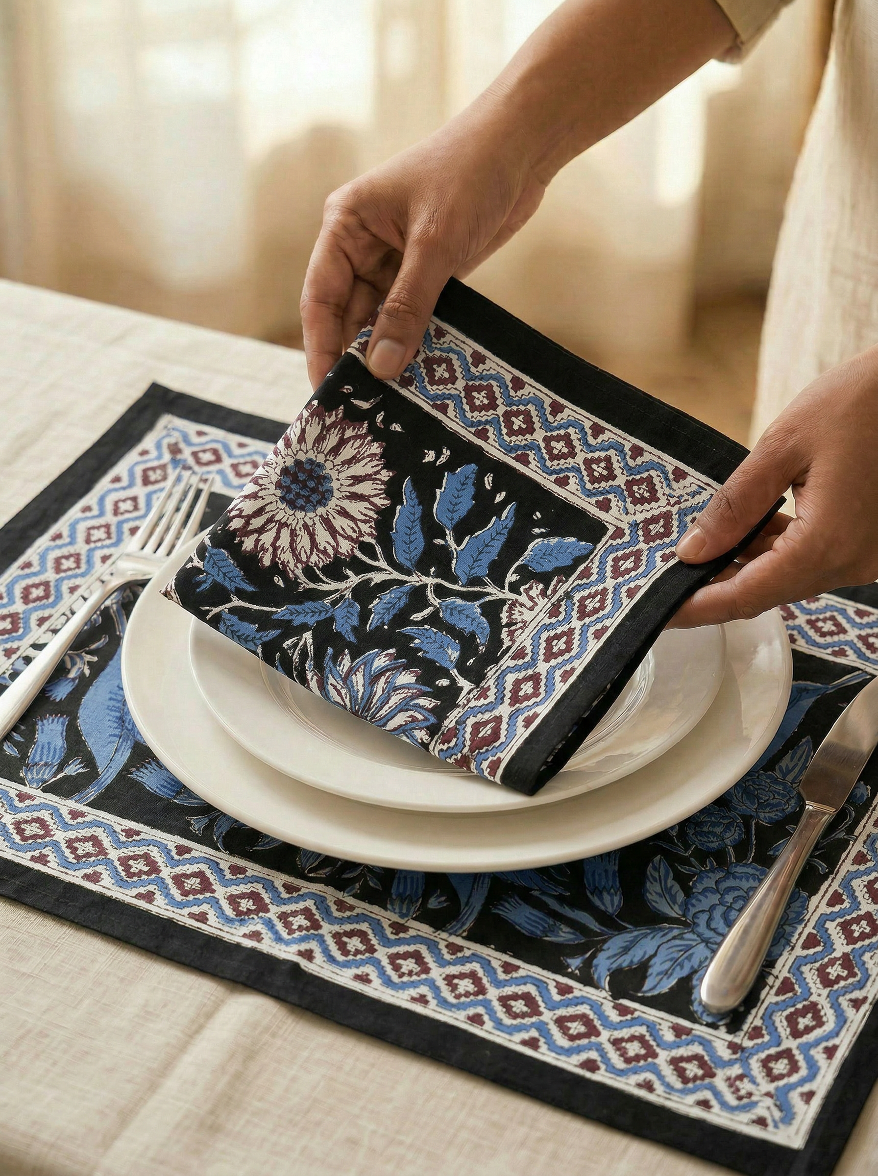 Table Mats & Napkins Set