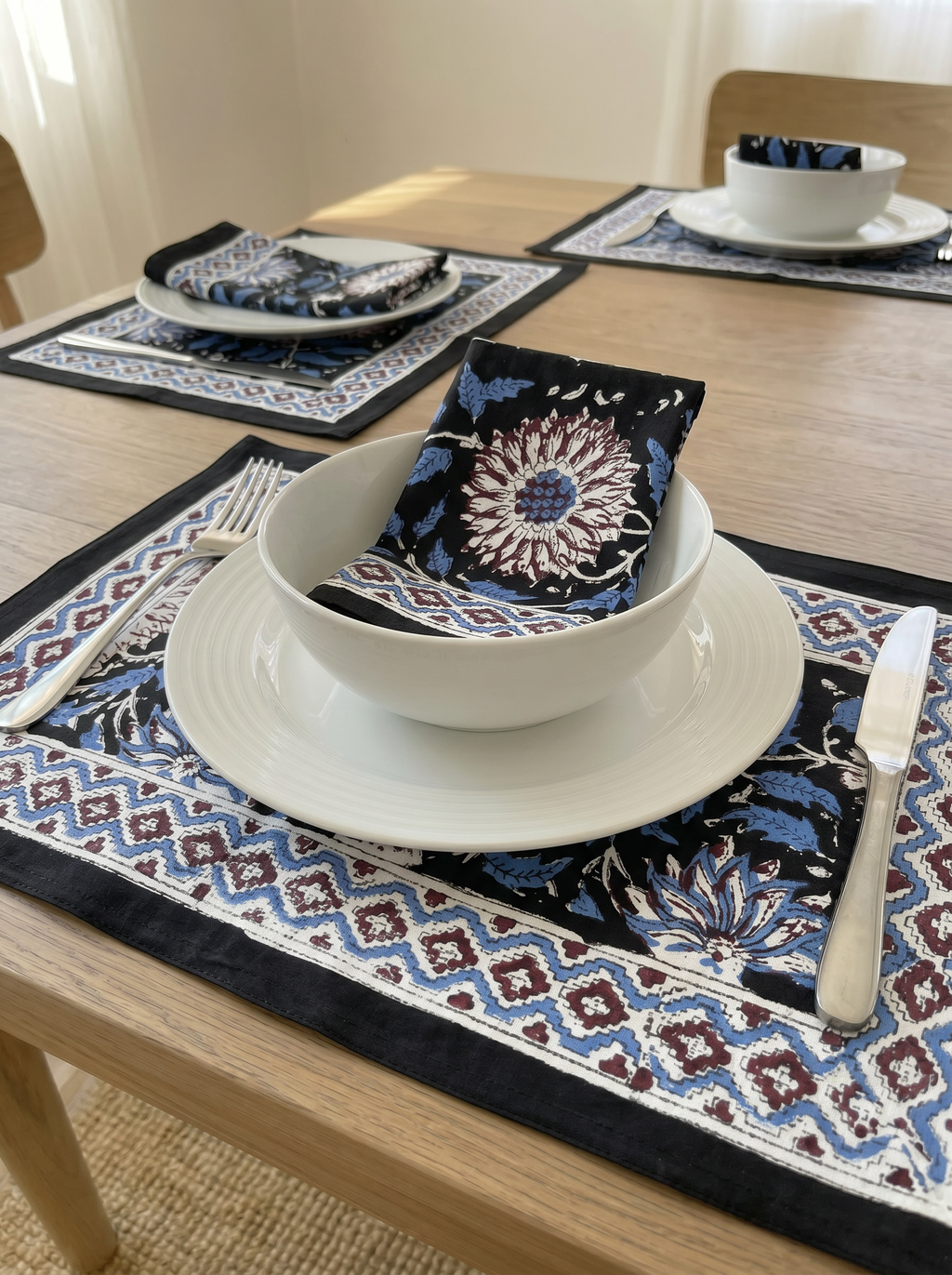 Table Mats & Napkins Set