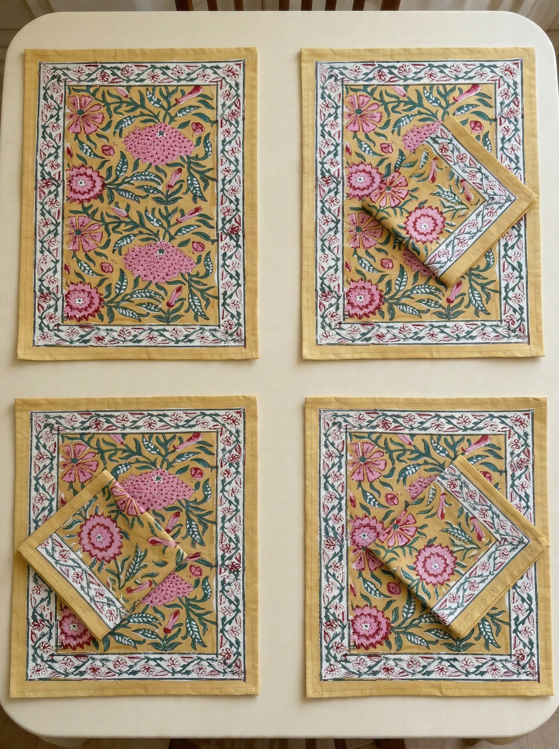 Table Mats & Napkins Set
