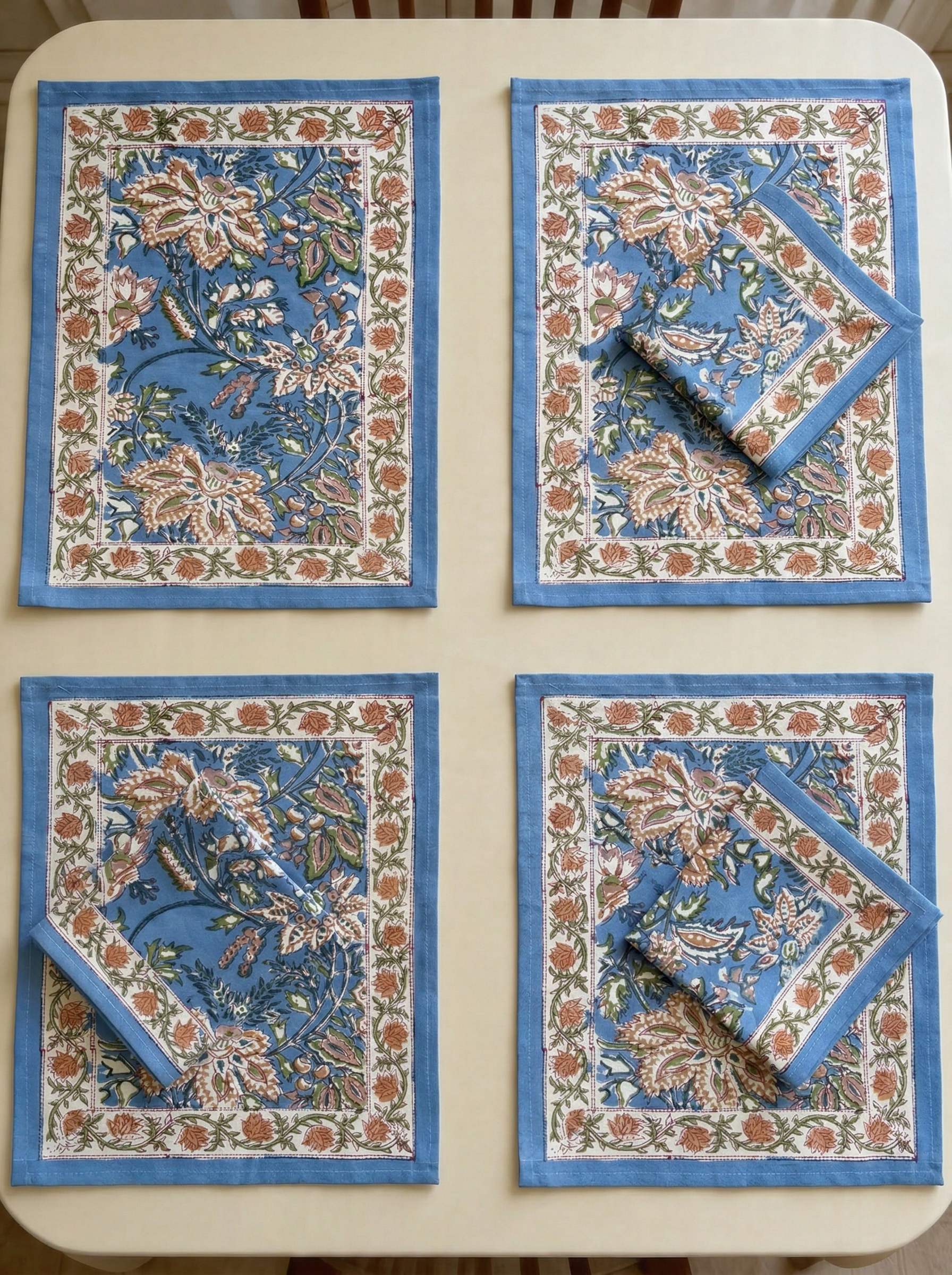 Table Mats & Napkins Set