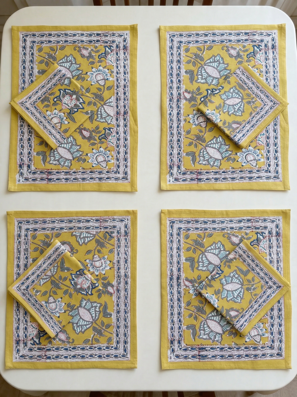 Table Mats & Napkins Set